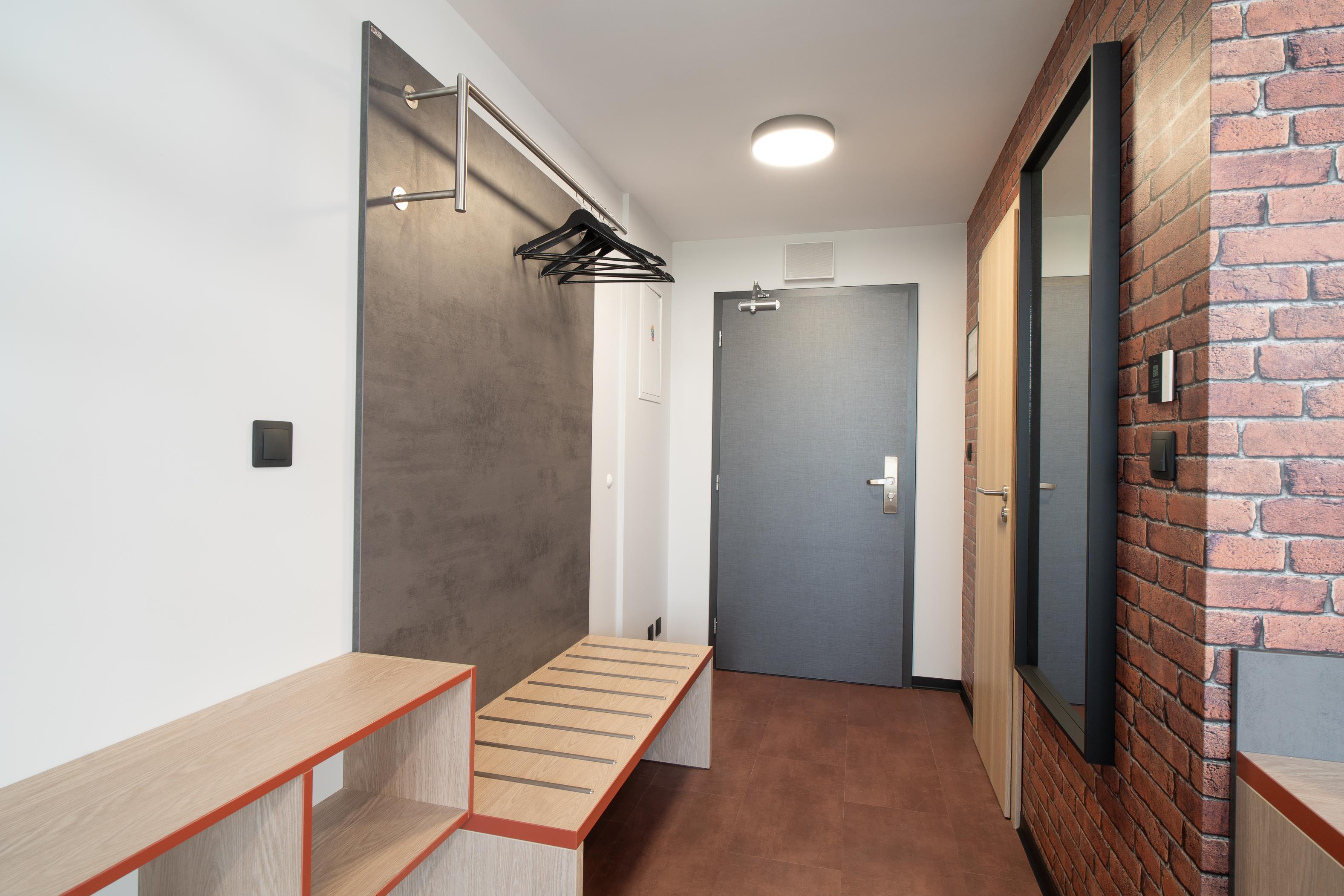 Apartment Capacity 4