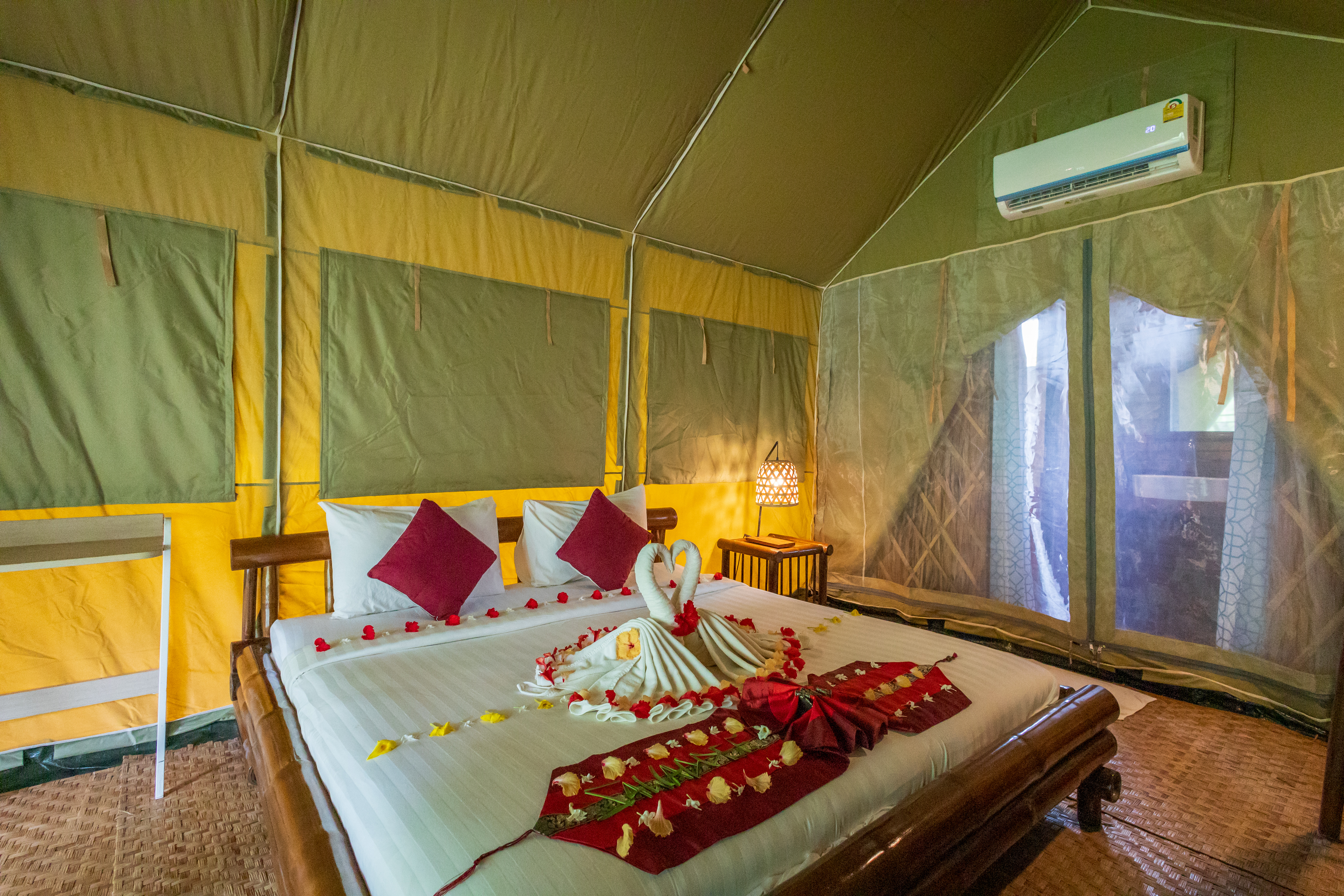 Double or Twin Standard