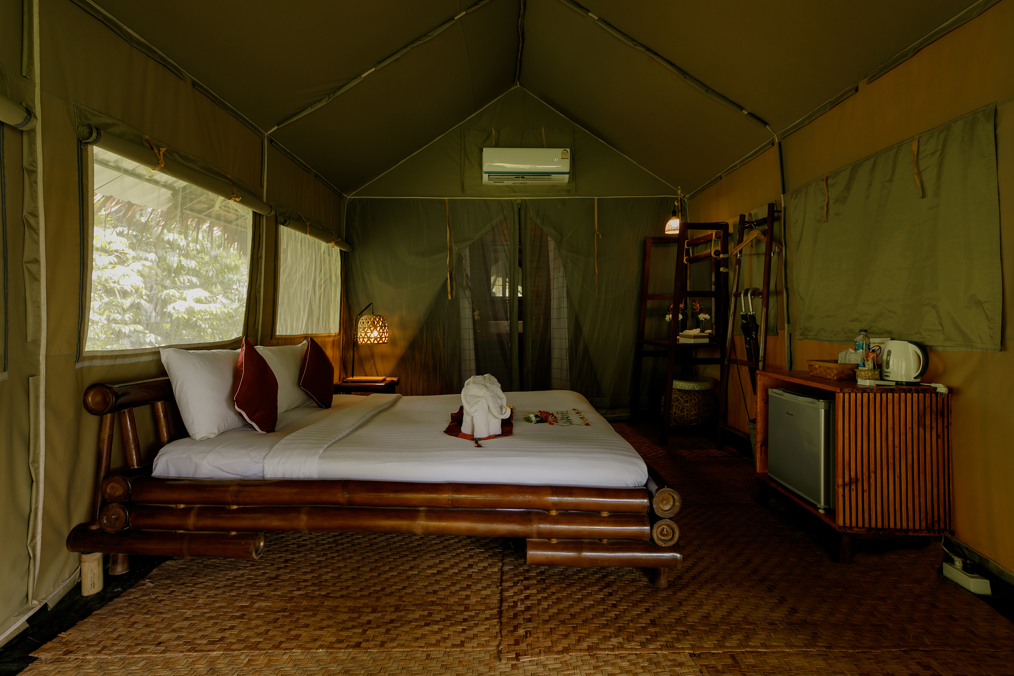 Double or Twin Standard