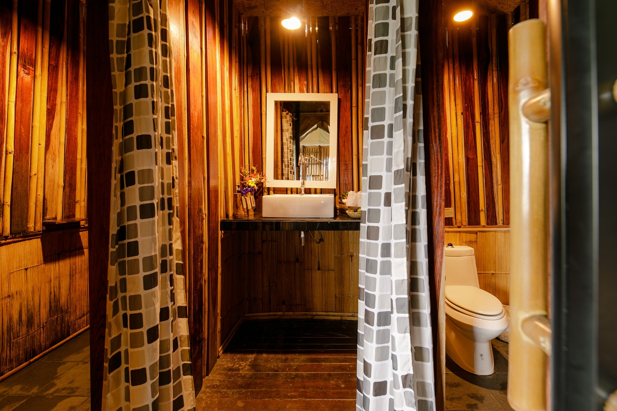 Double or Twin Standard