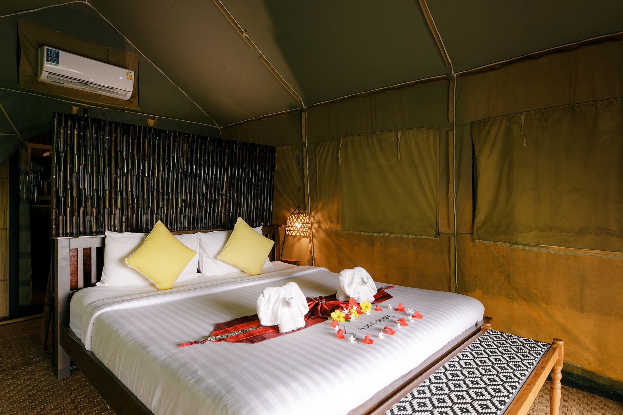 Double or Twin Standard