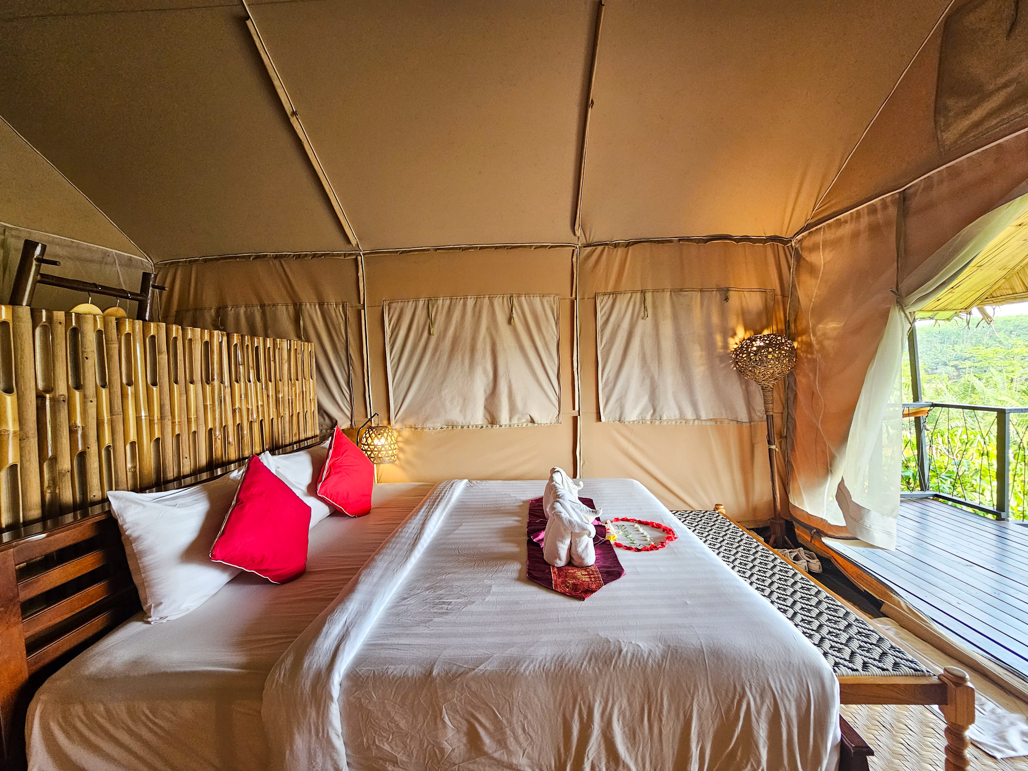 Double or Twin Standard