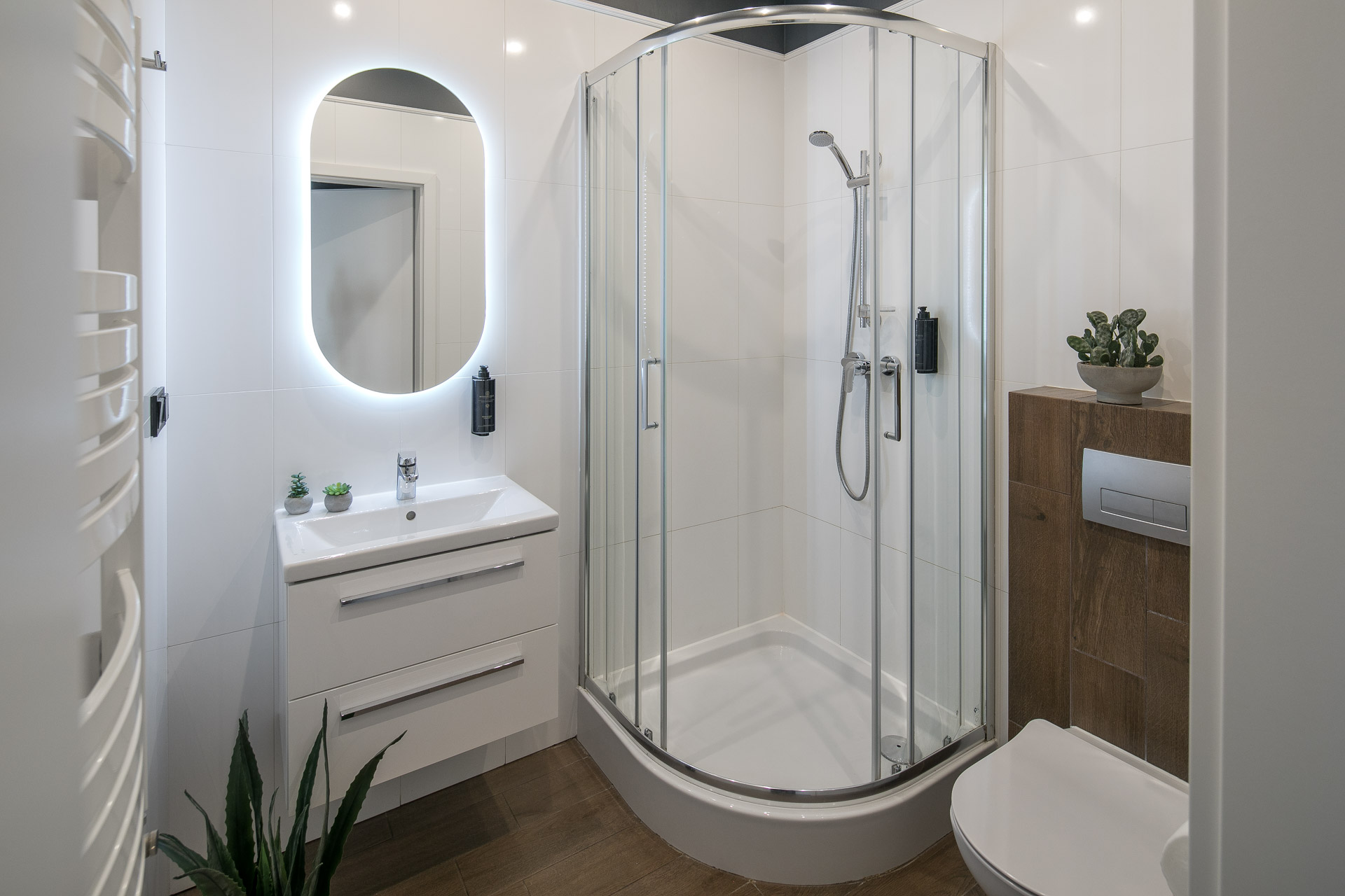 Double Deluxe One Bed