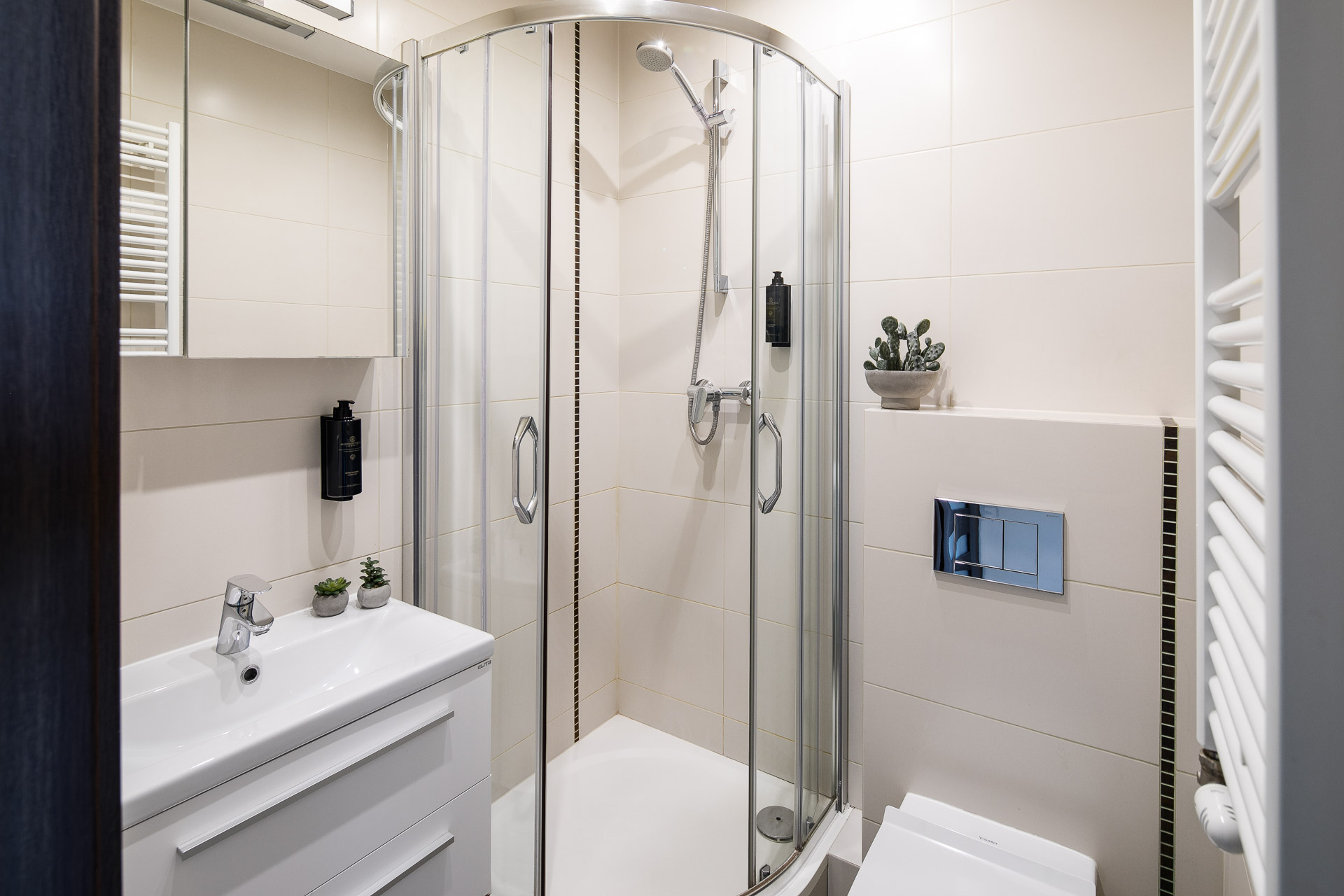 Triple Deluxe Two Beds