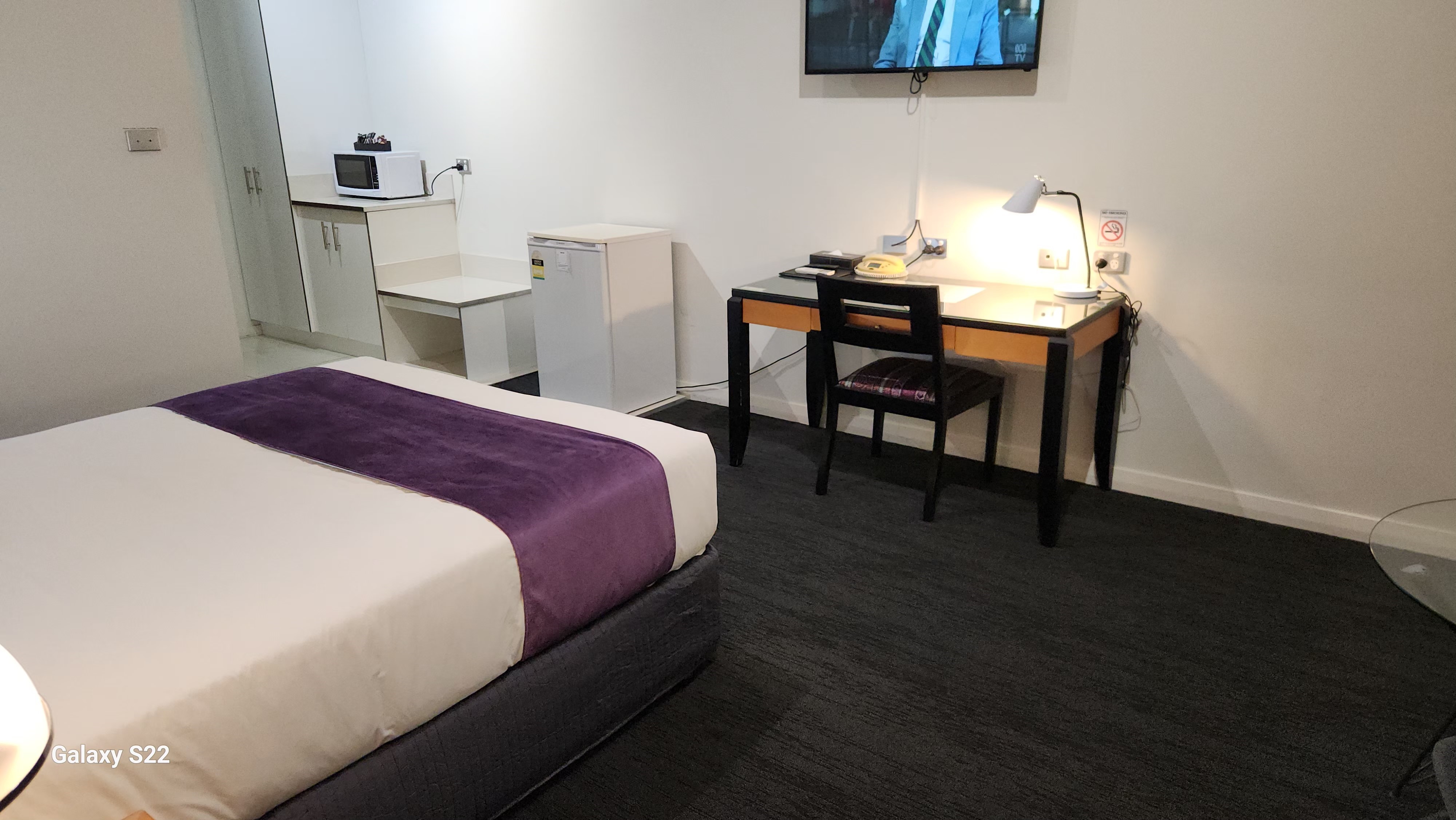 Double Accessible-queen Size Bed