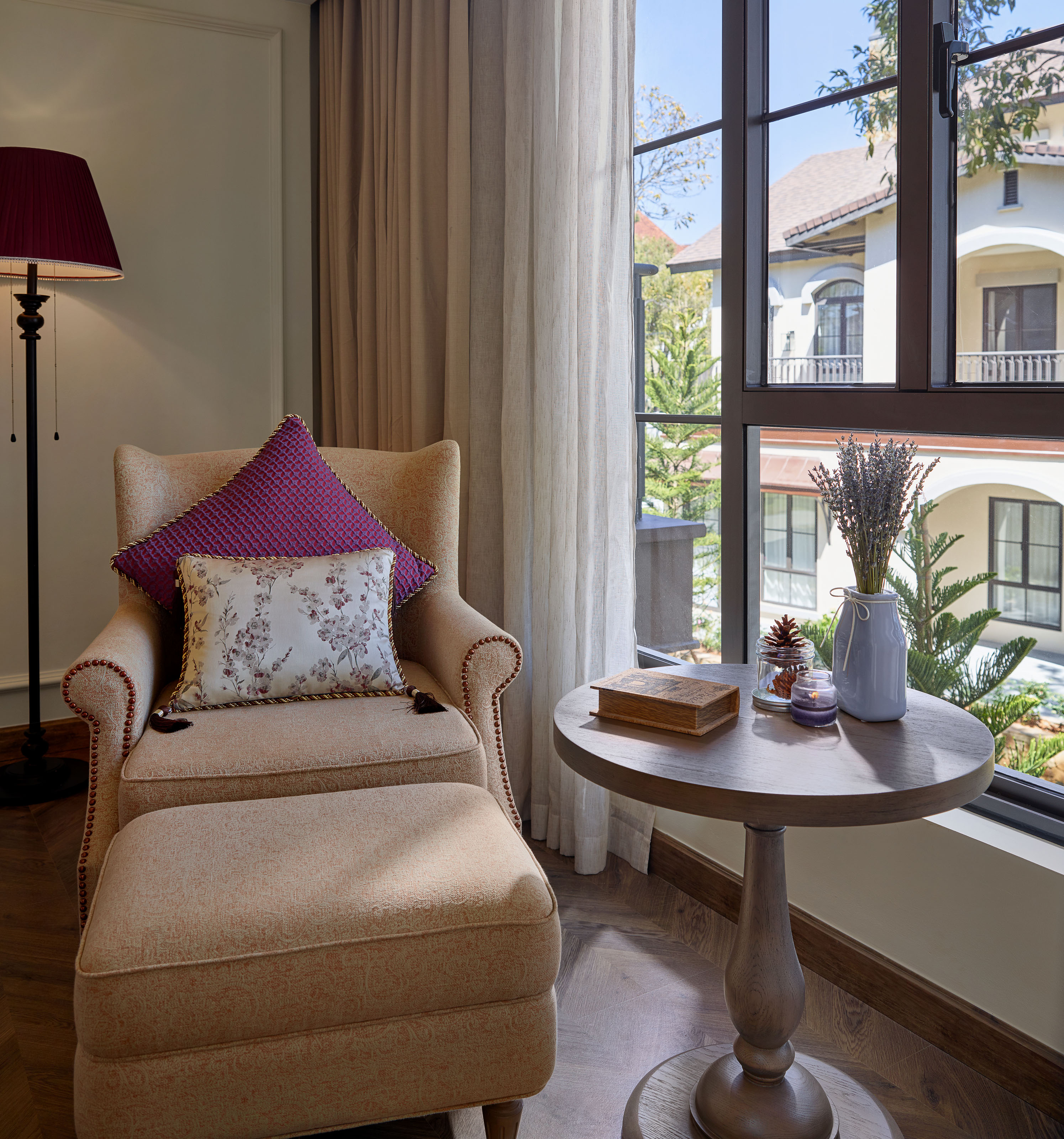 Double Deluxe King Bed