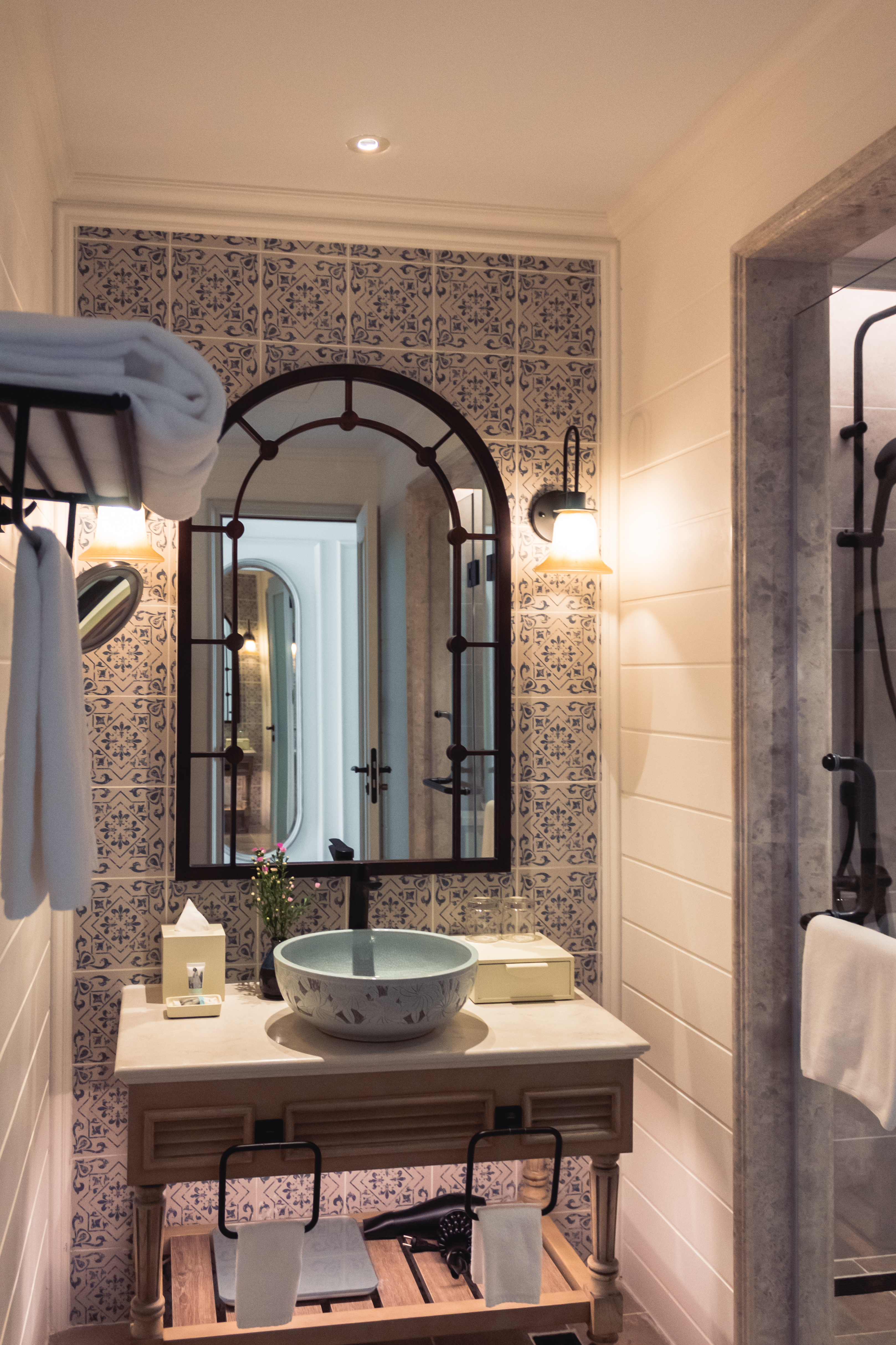 Double Deluxe King Bed