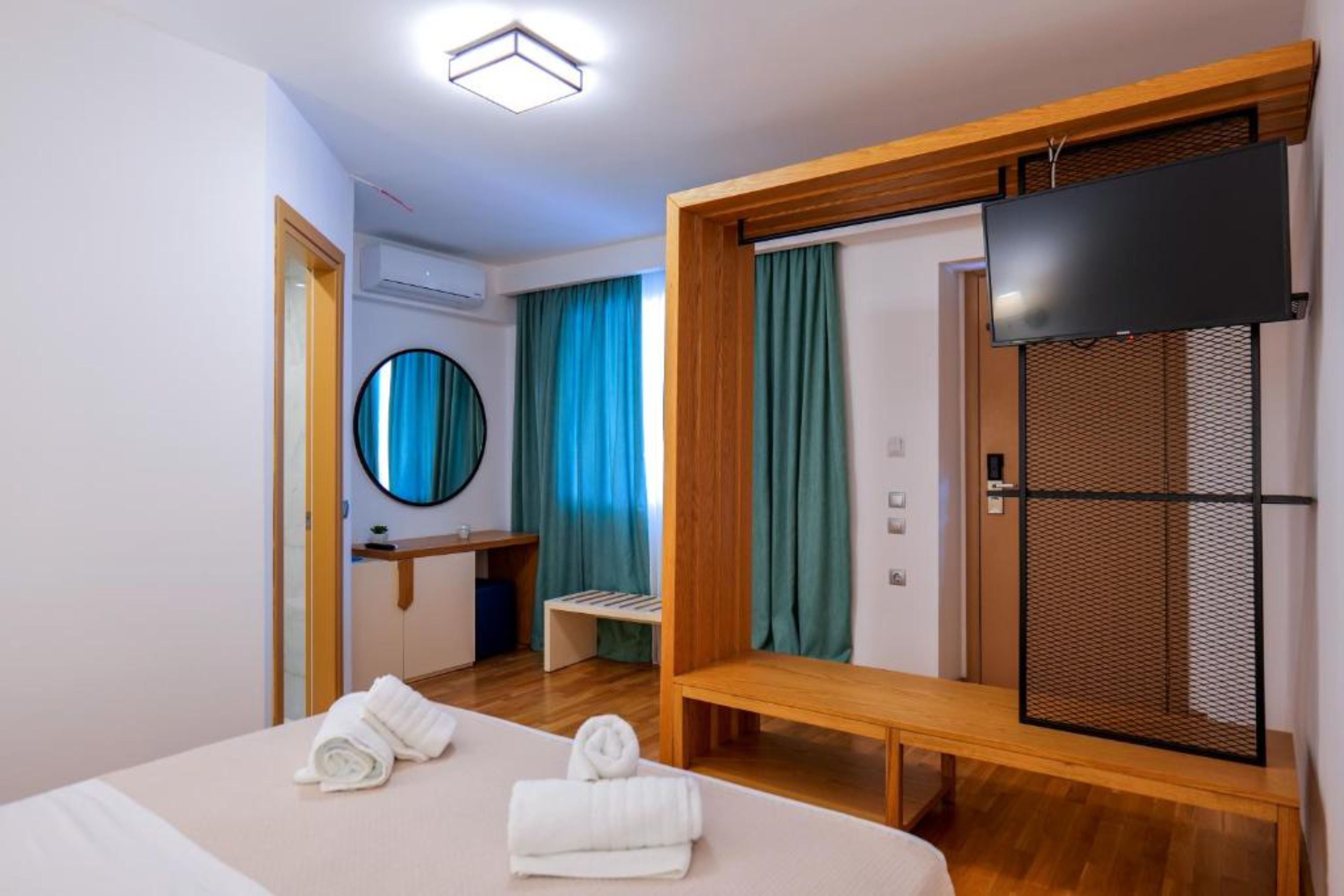 Double King Size Bed