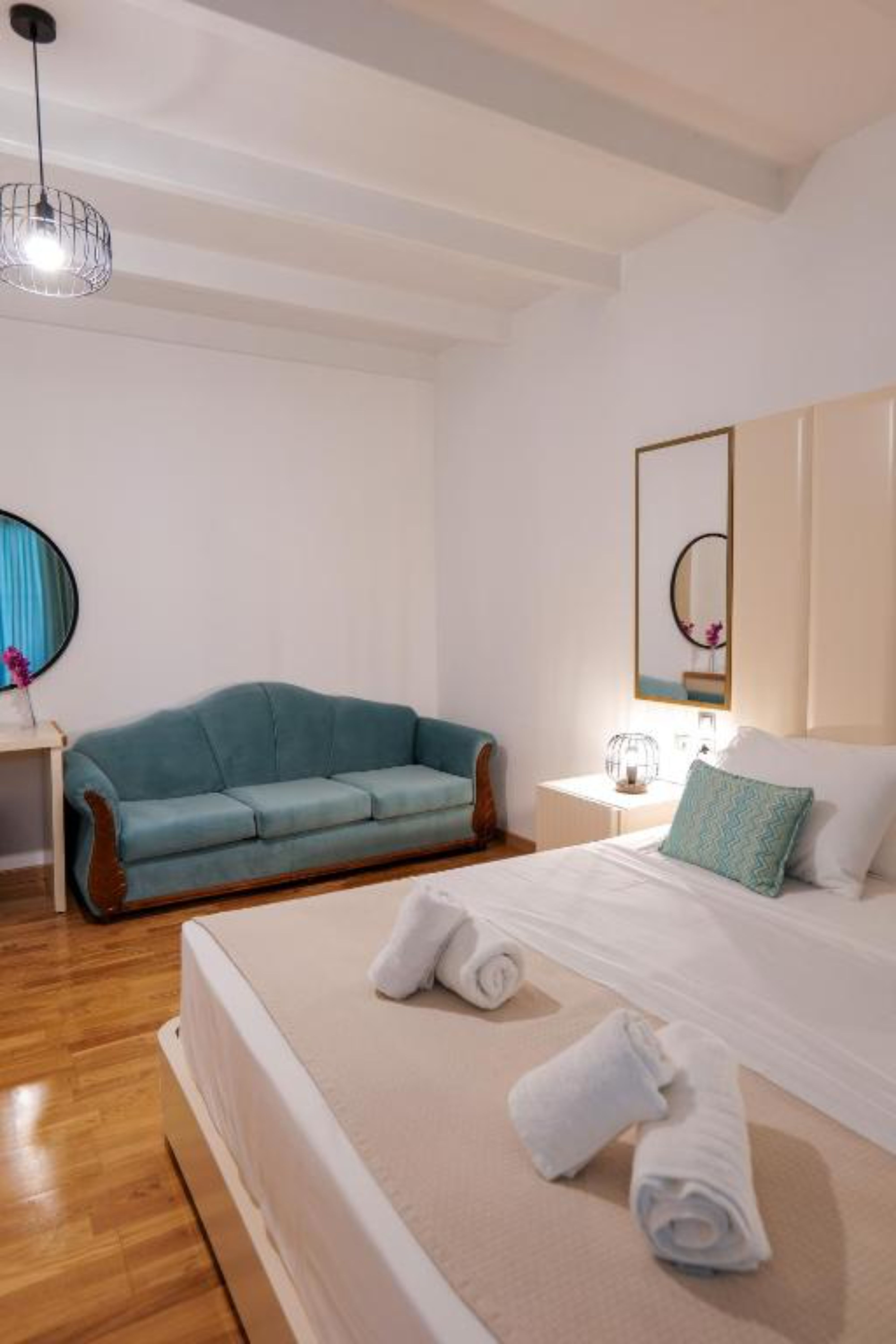 Double King Size Bed