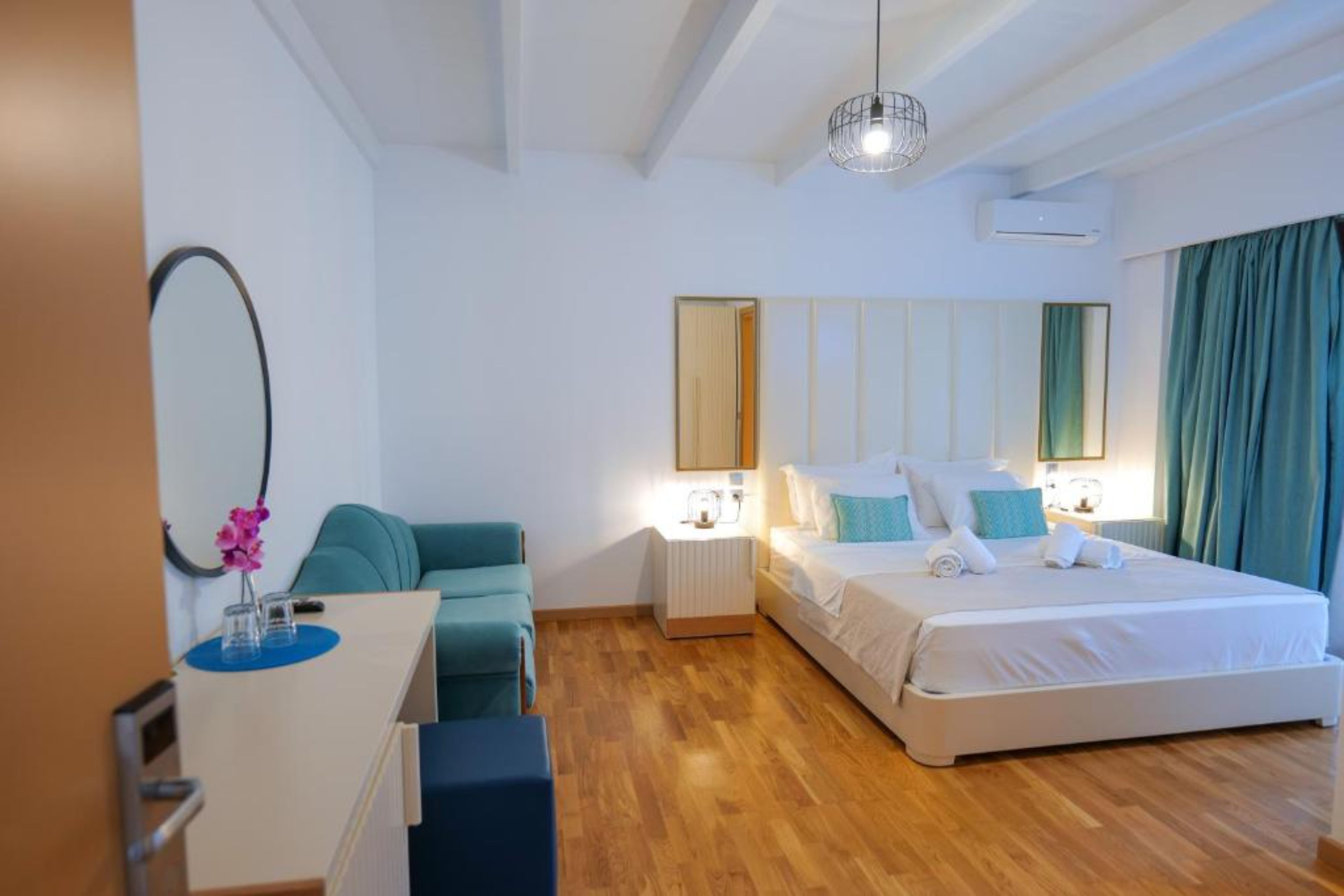 Double King Size Bed