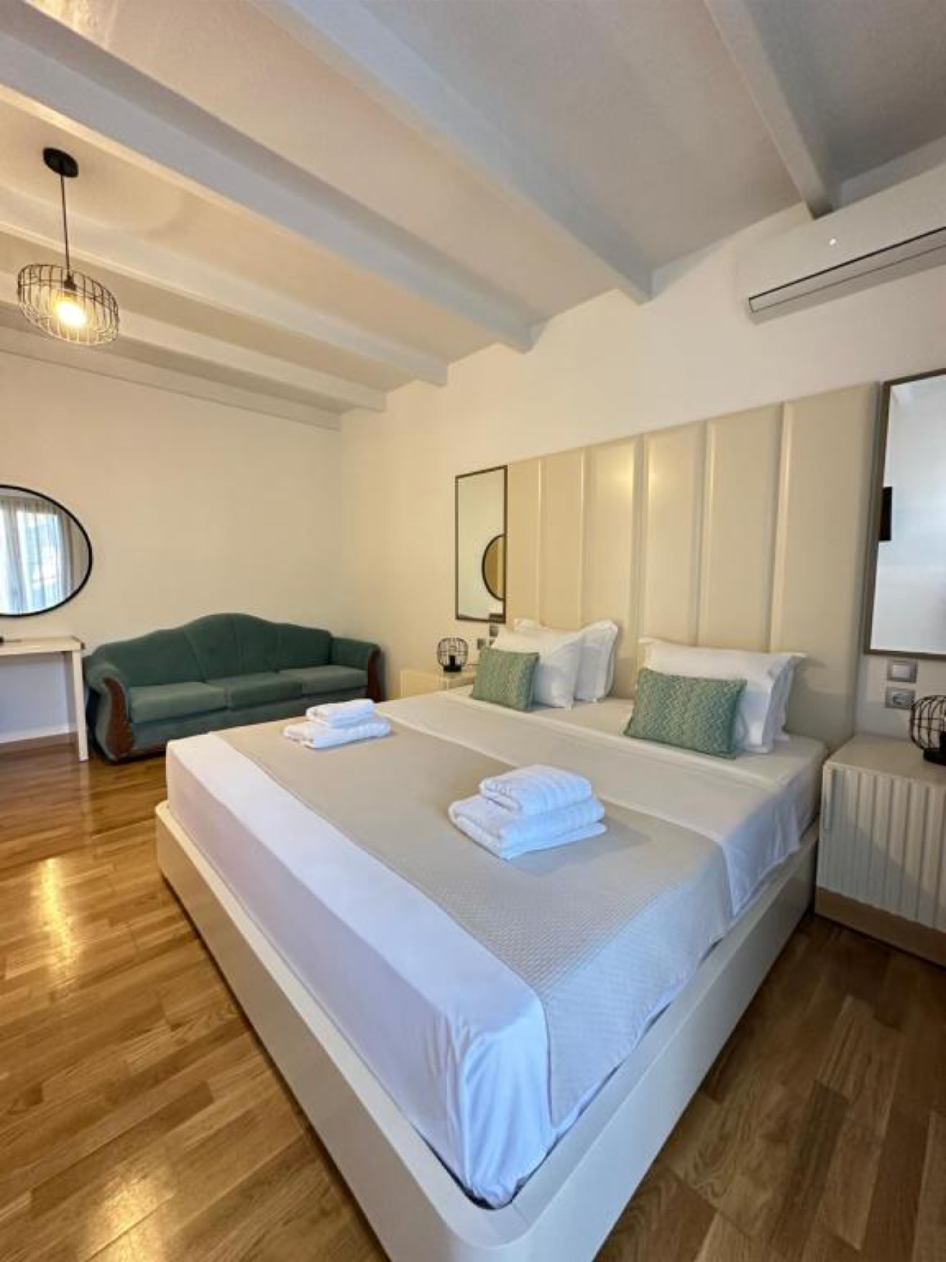 Double King Size Bed