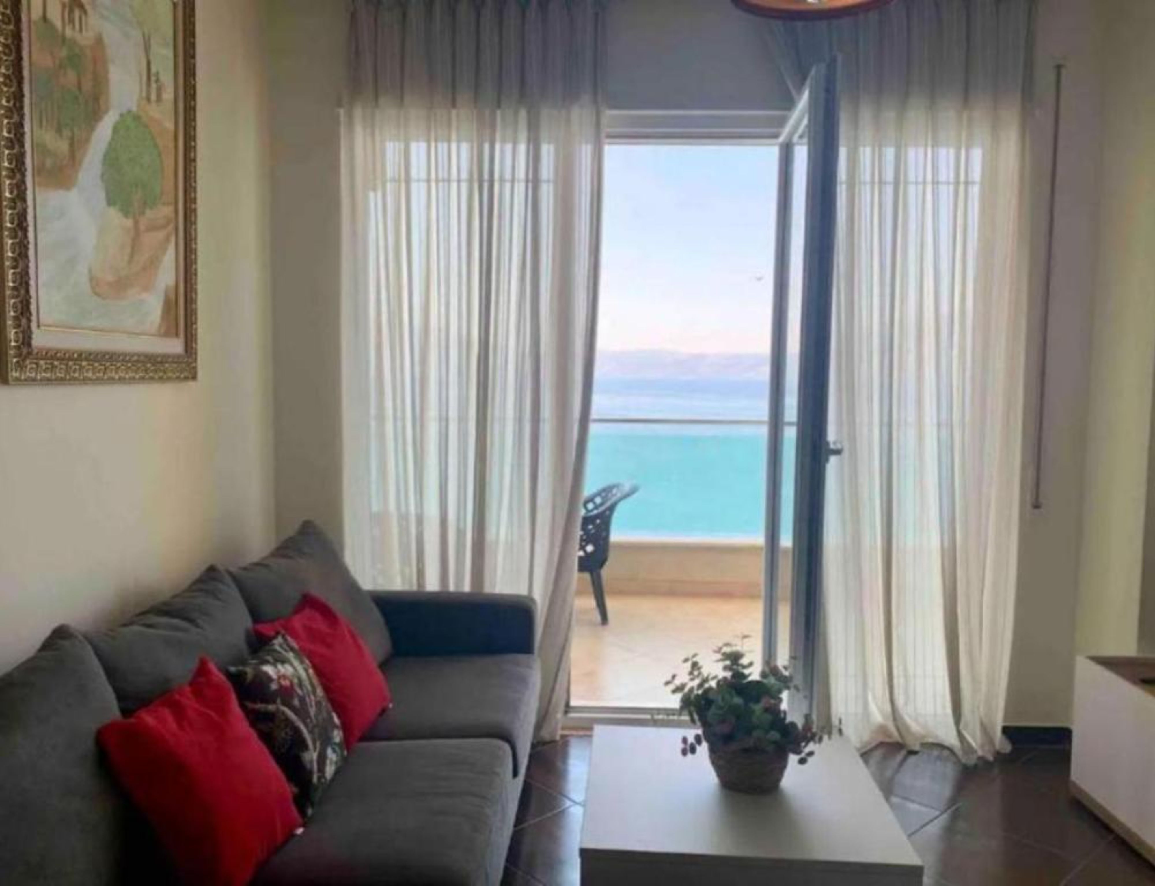 Apartment Sea View with Air Conditioning