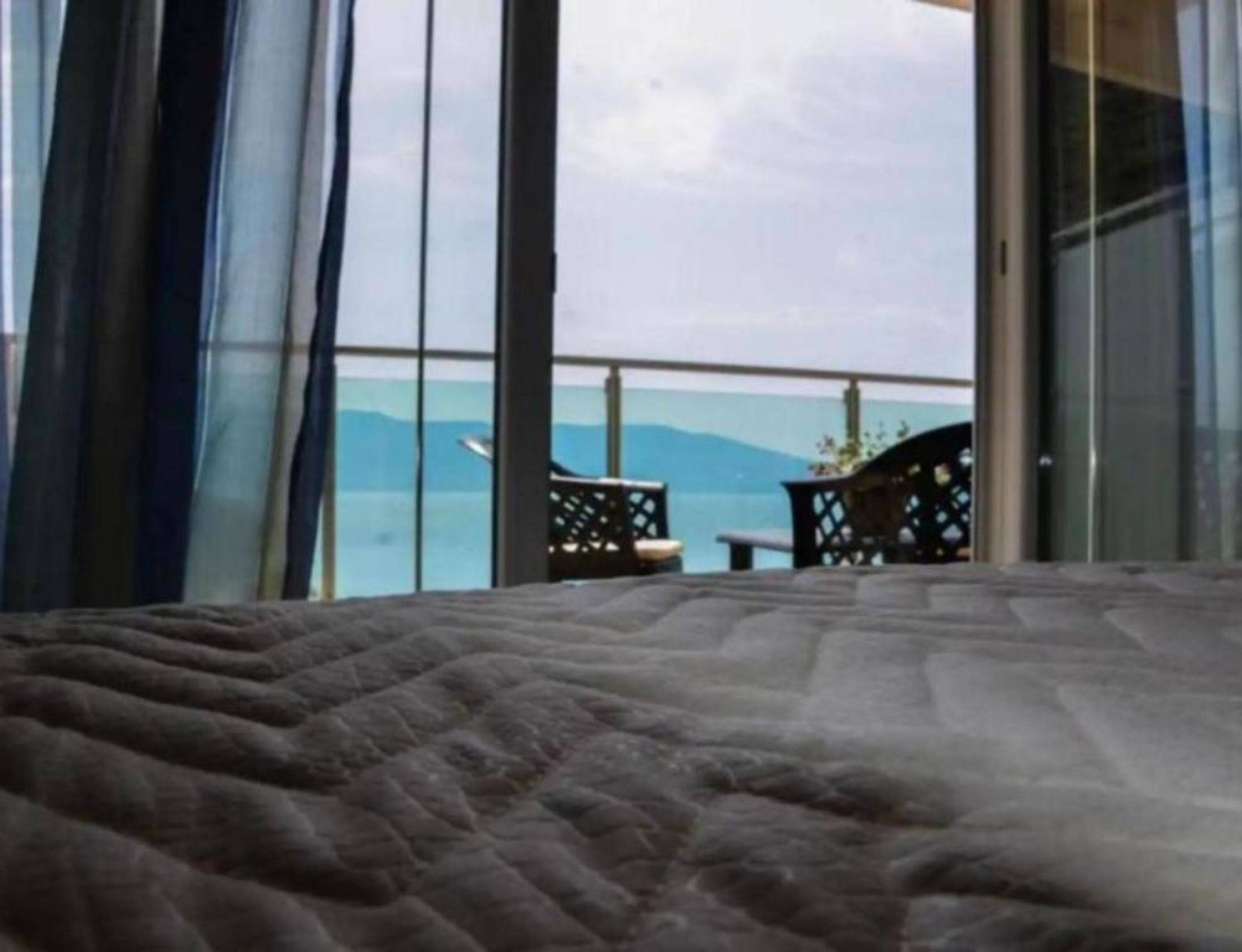 Apartment Sea View with Air Conditioning