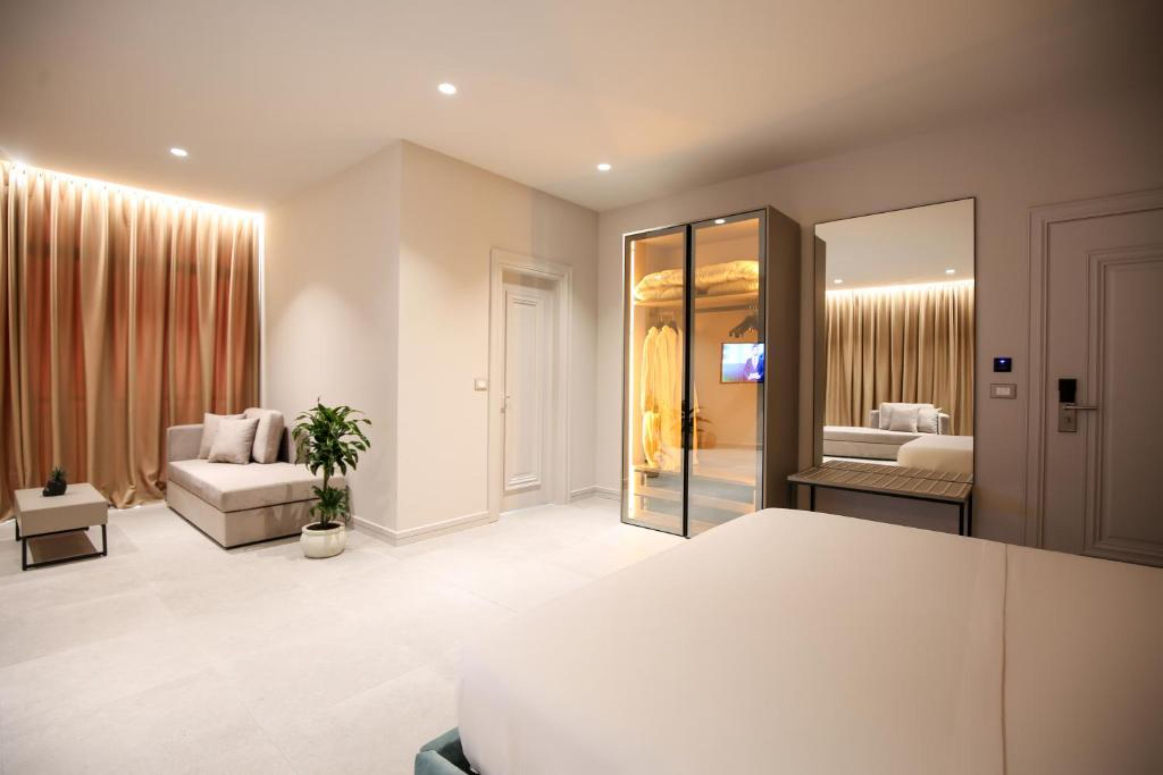 Suite Sea View with Air Conditioning