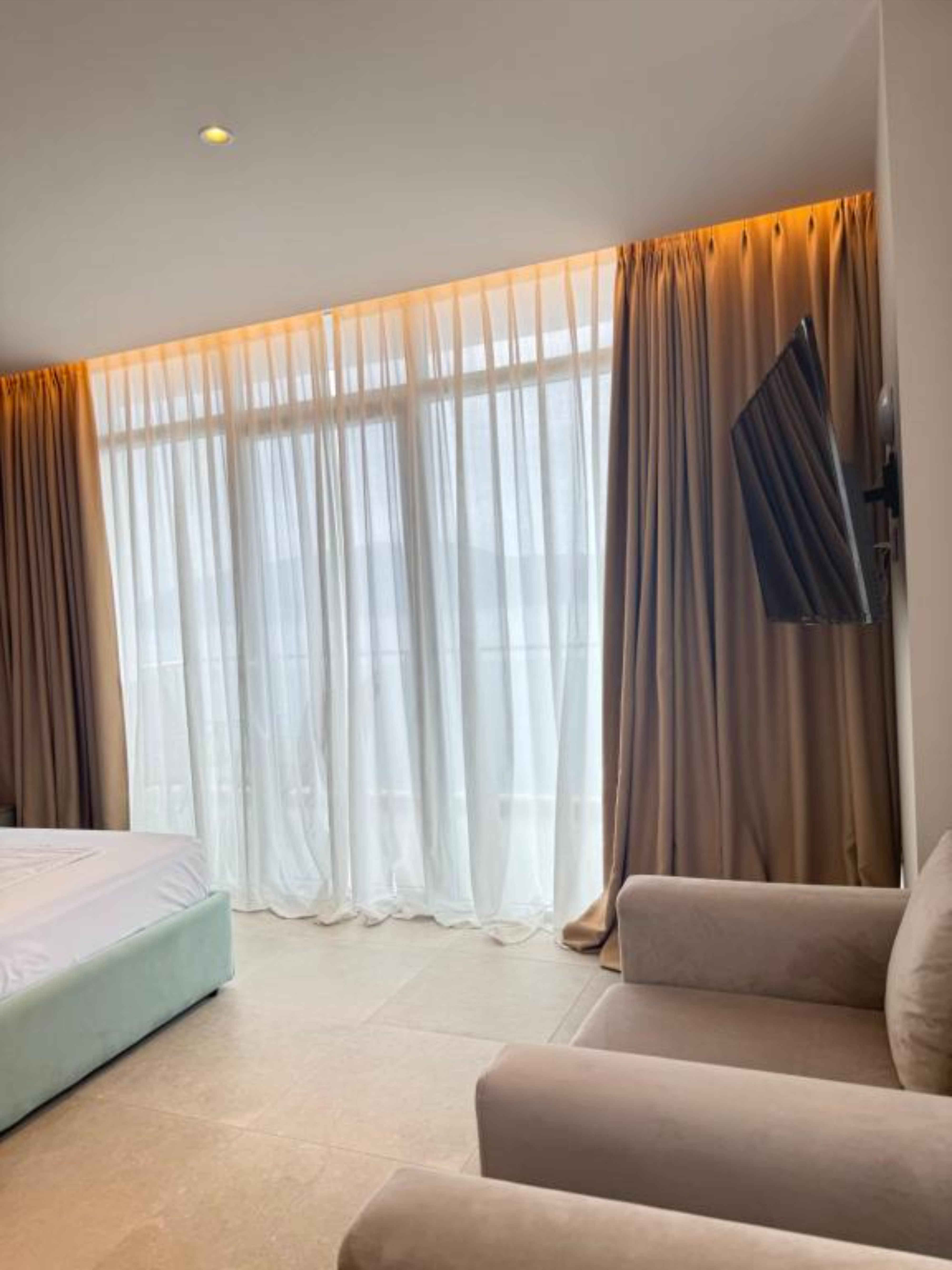 Suite Two Bedrooms One Bathroom