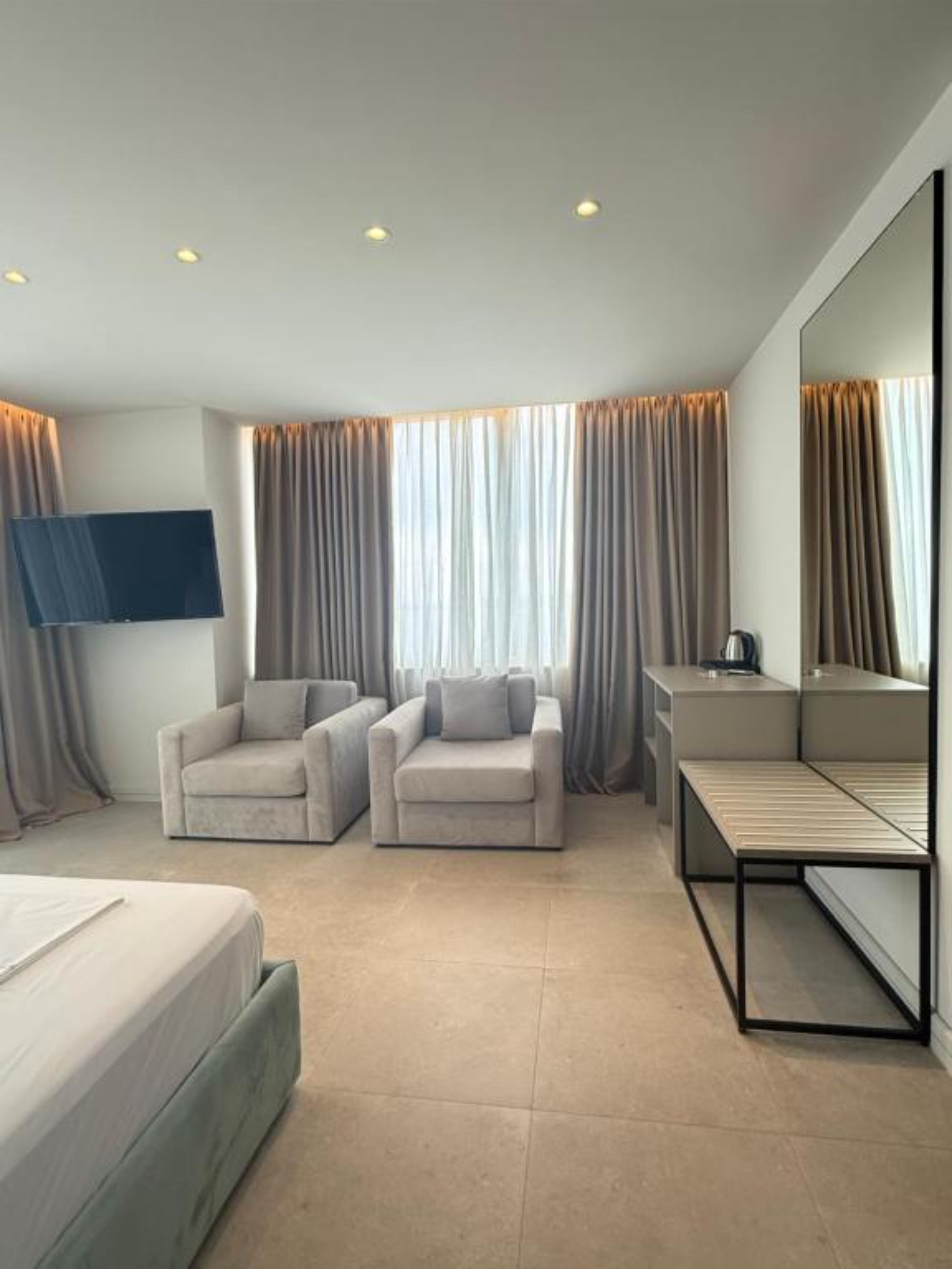 Suite Two Bedrooms One Bathroom