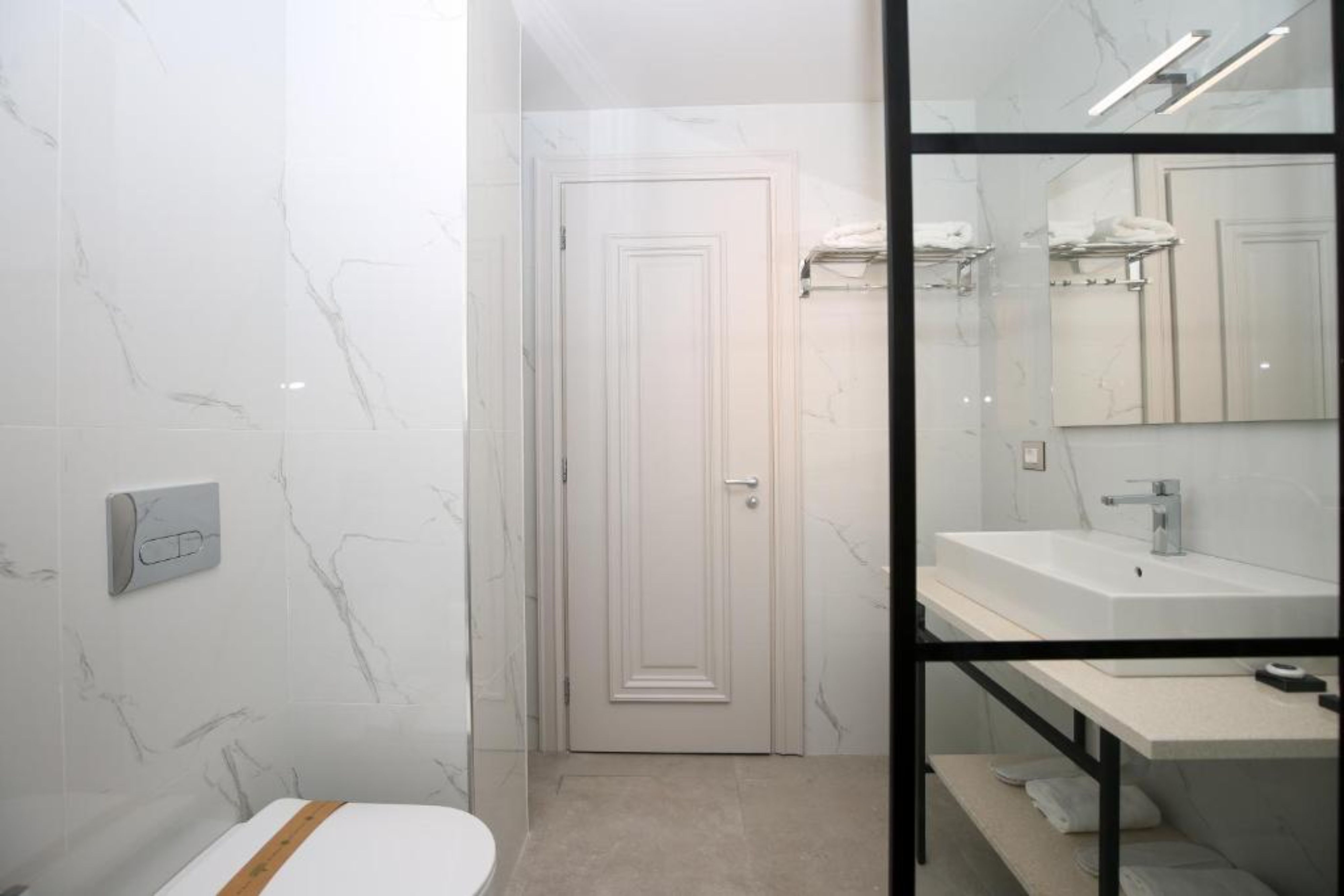 Suite Sea View with Air Conditioning