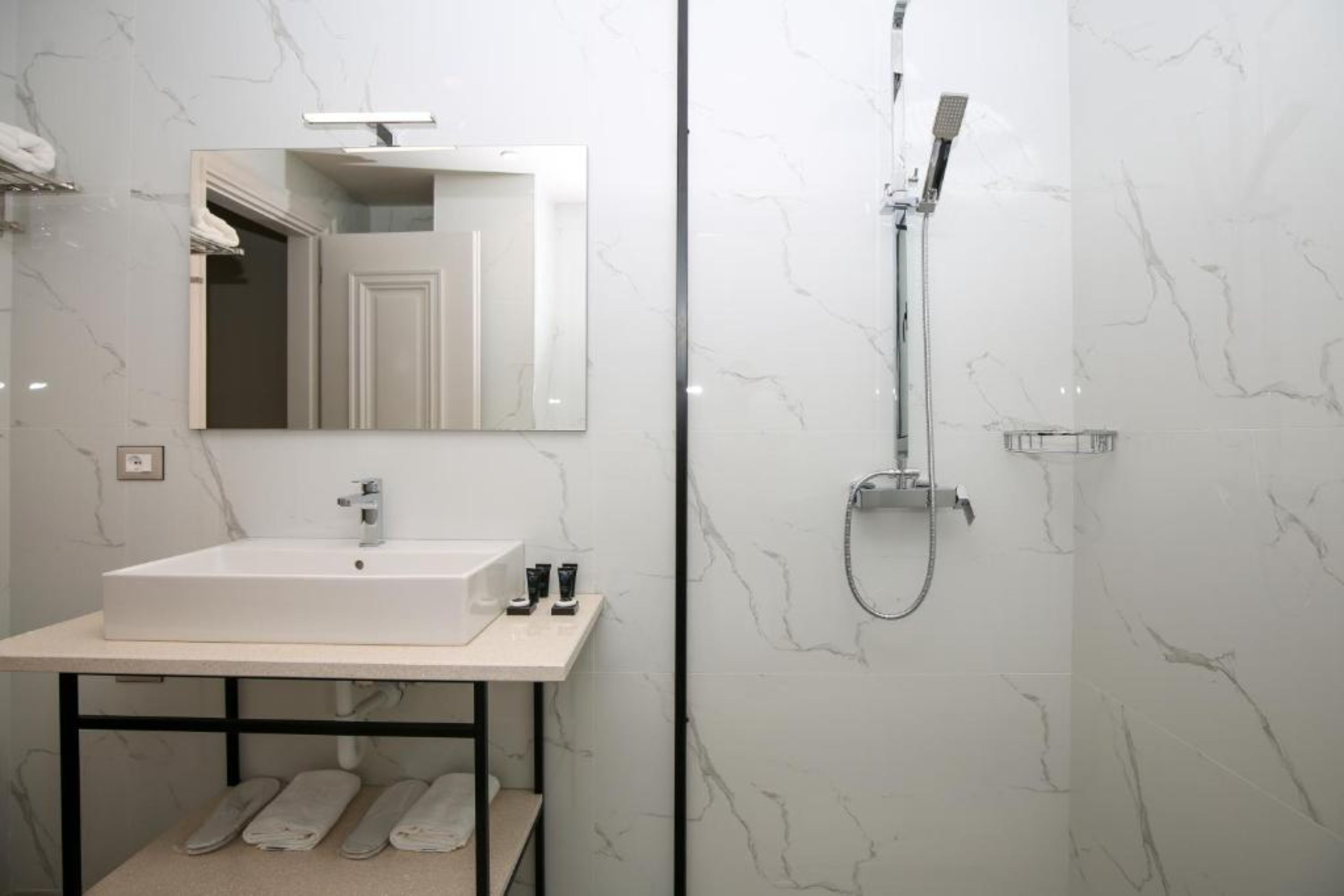 Suite Sea View with Air Conditioning