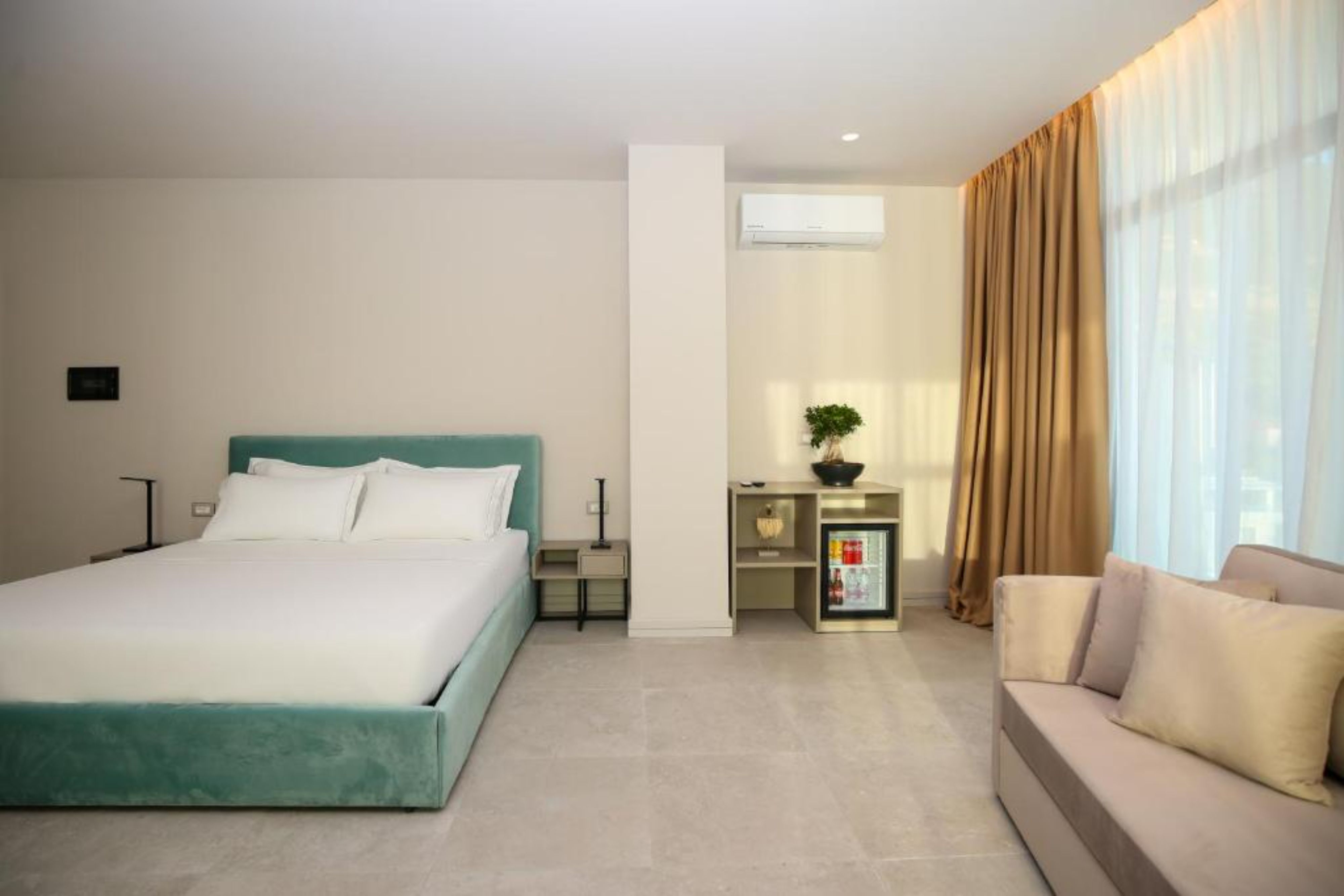 Suite Sea View with Air Conditioning