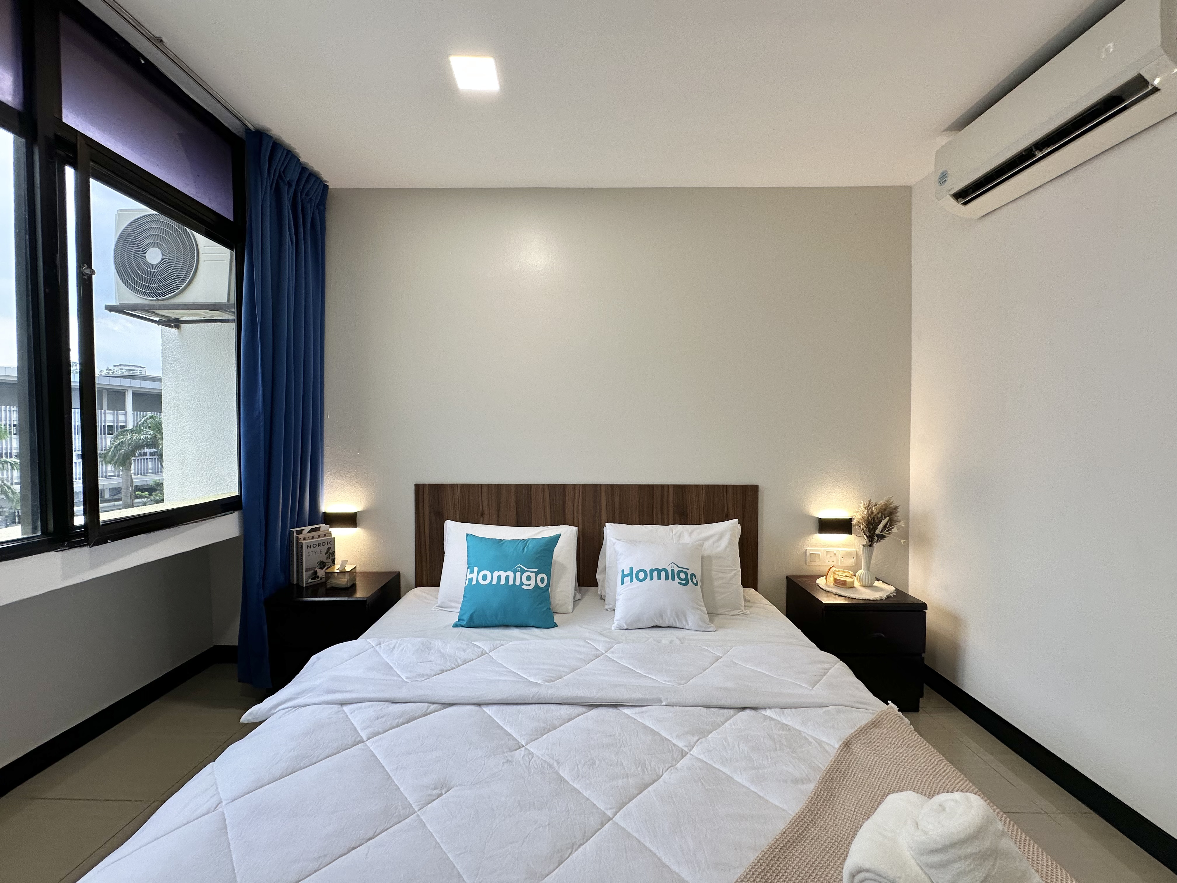 Double Deluxe King Bed