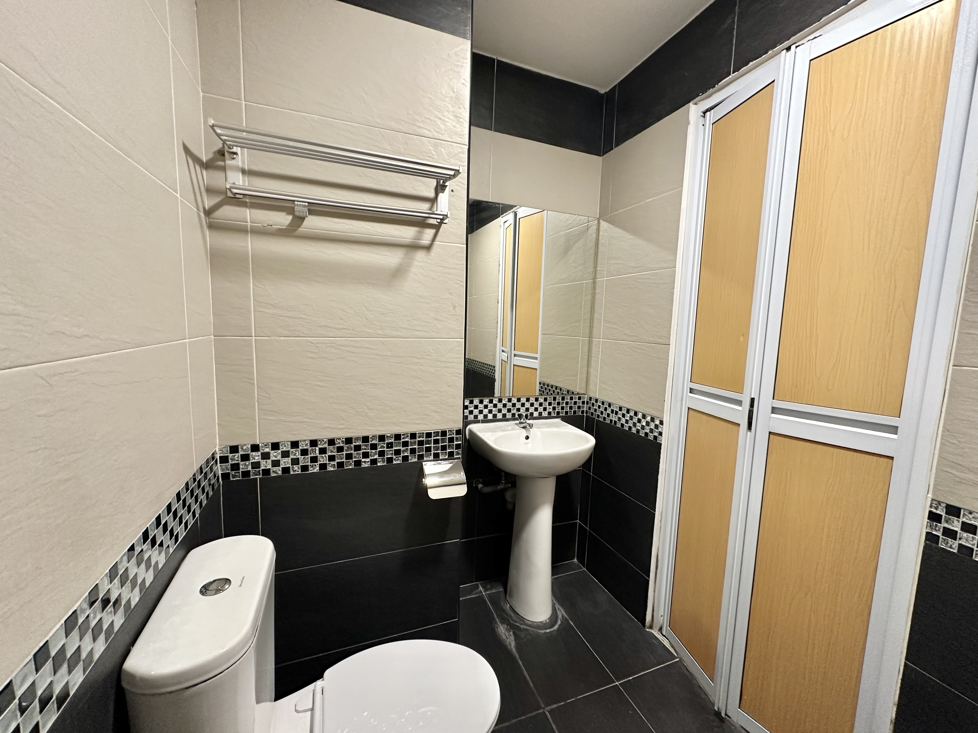 Double Deluxe King Bed