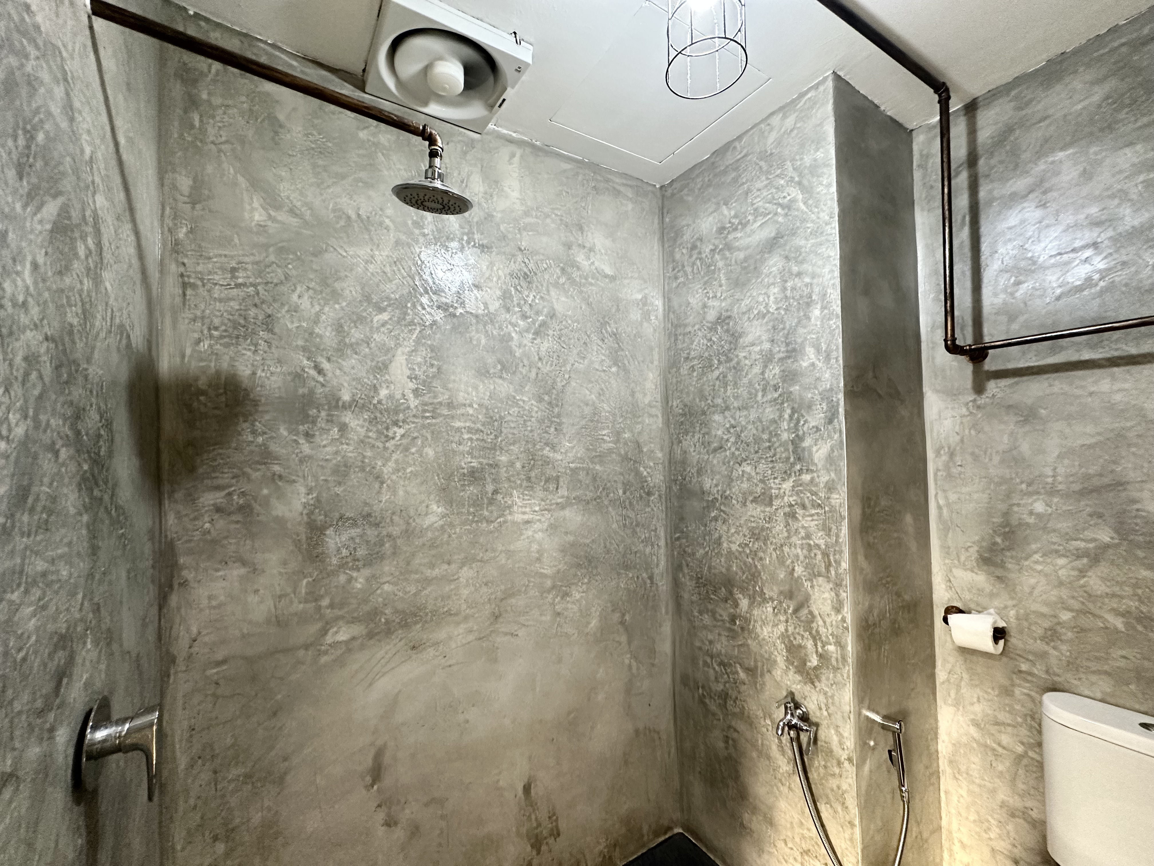 Double Deluxe Queen Bed