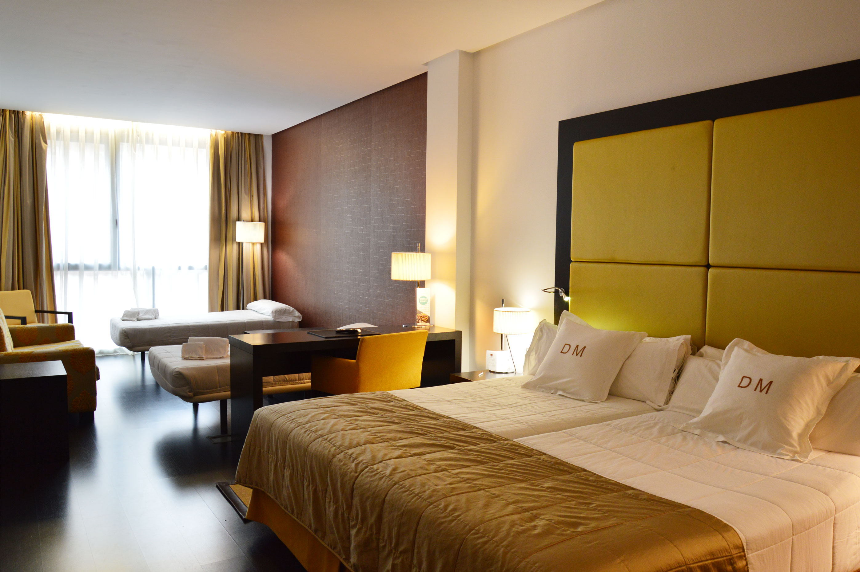 Family Room Capacity 4