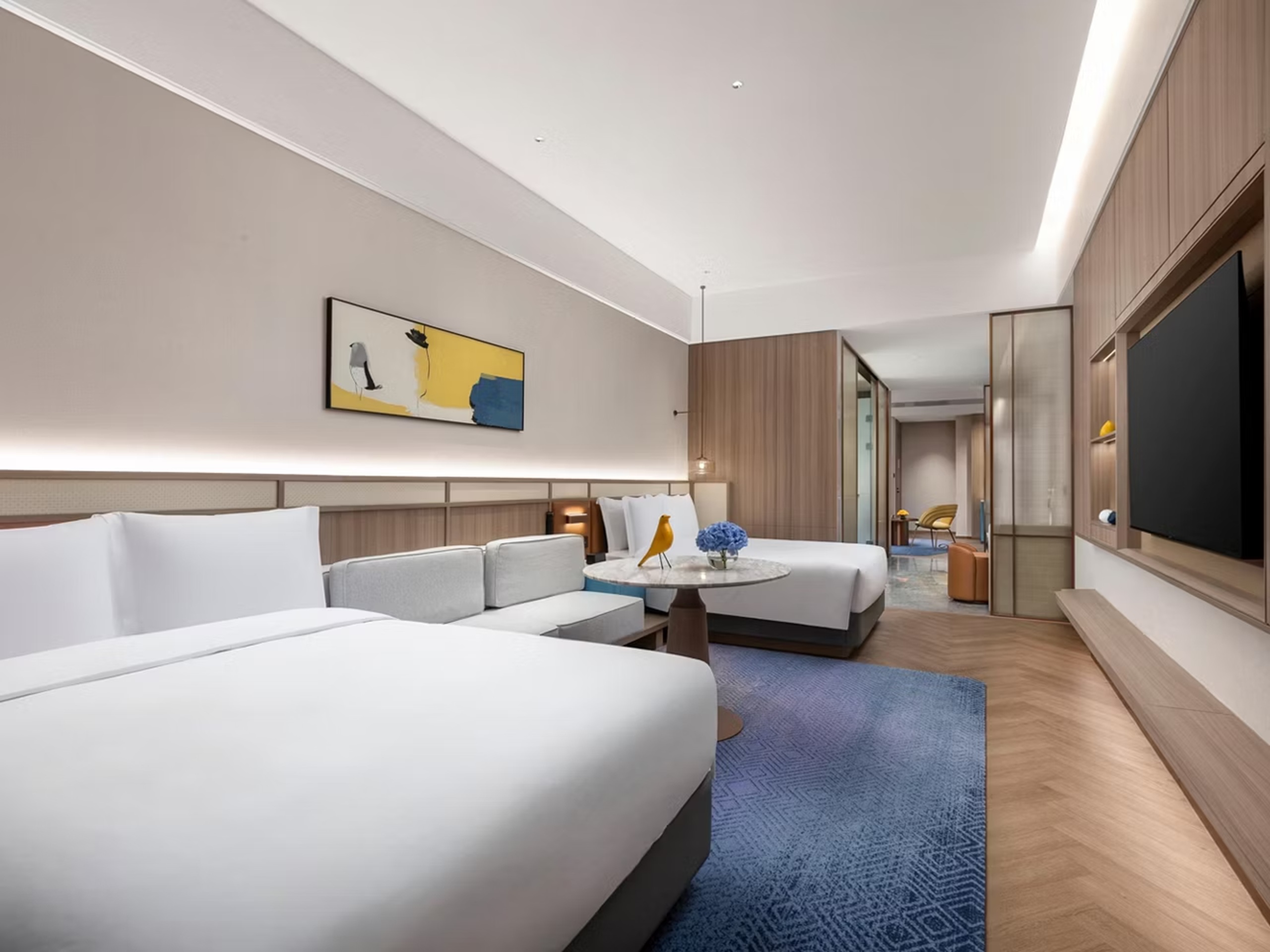 Suite Two Queen Beds