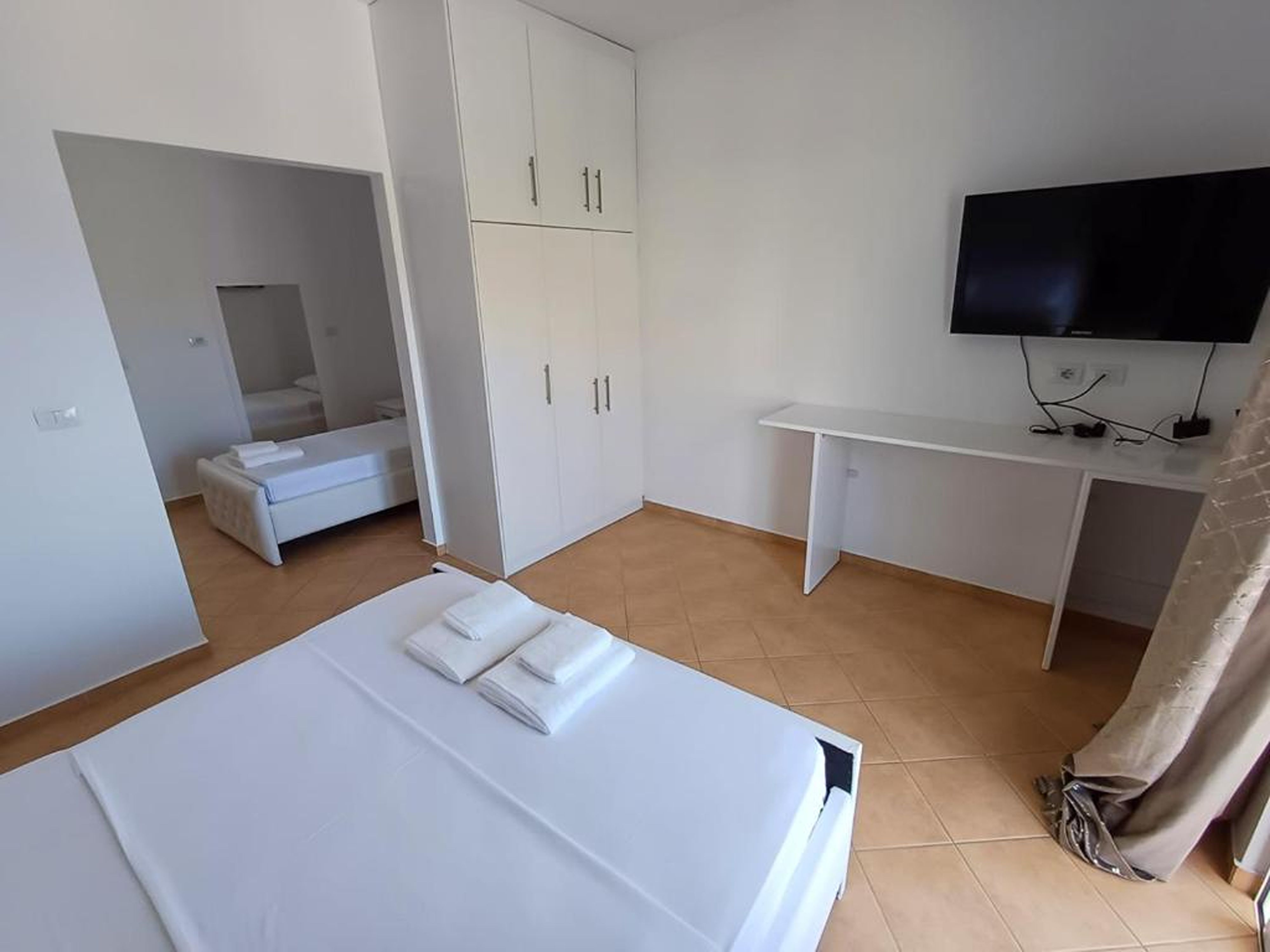 Quadruple One Bedroom