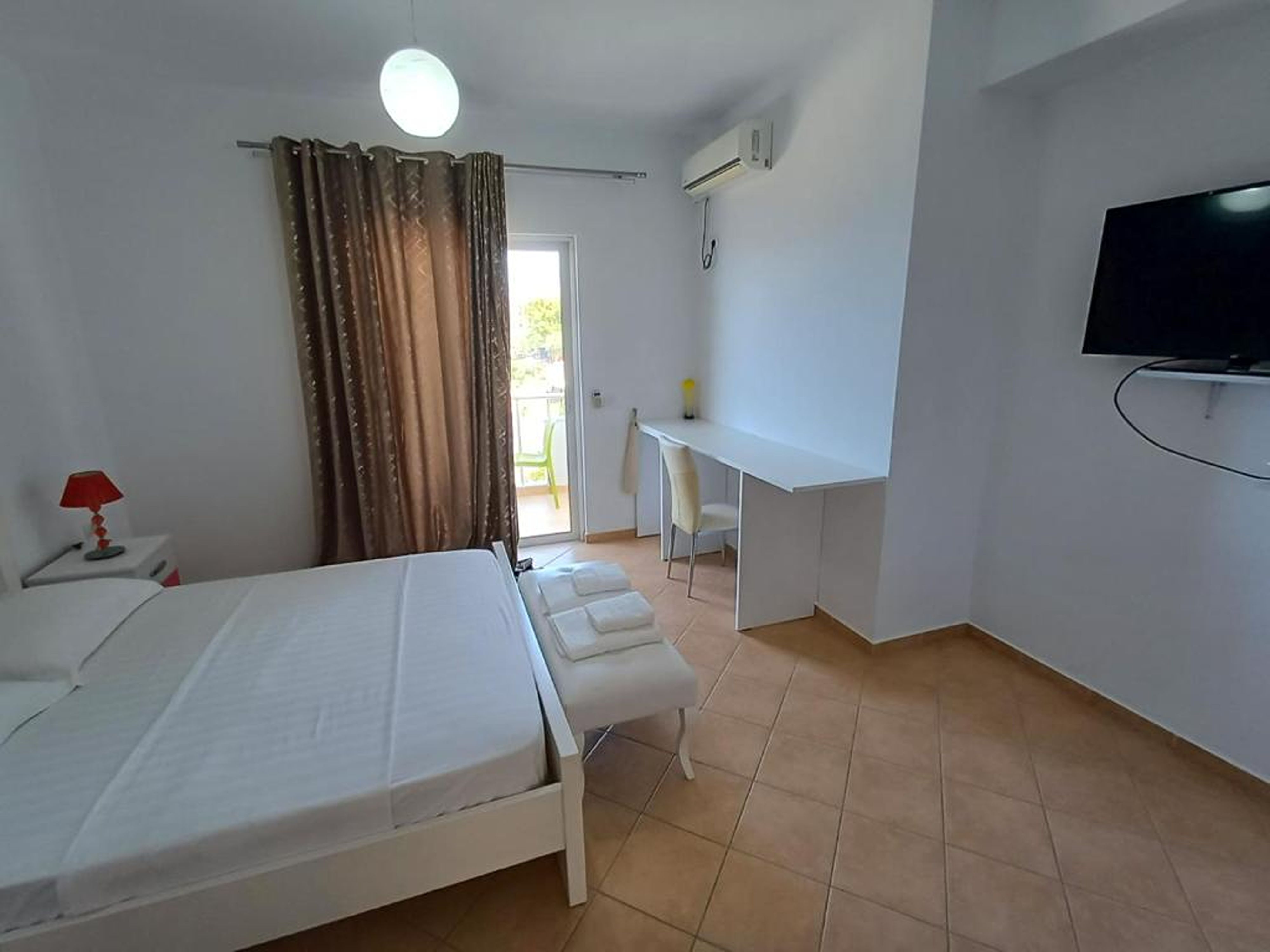 Quadruple One Bedroom