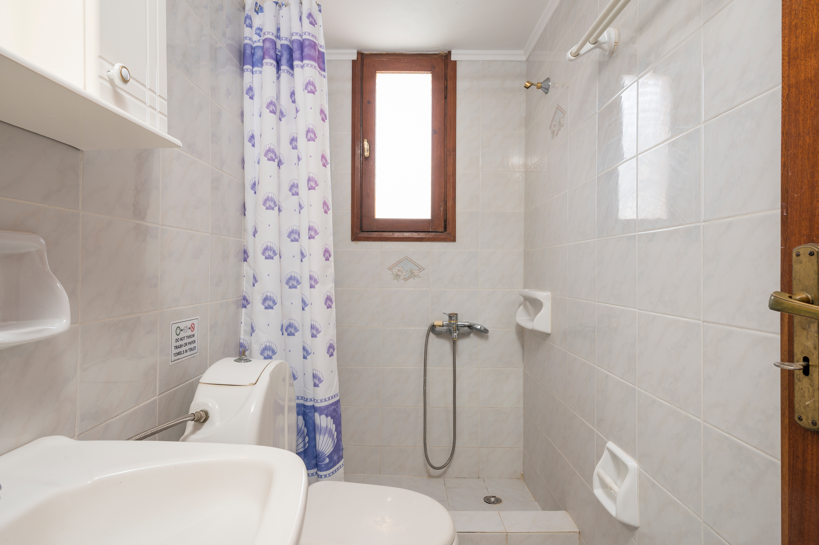 Studio One Bedroom with Air Conditioning