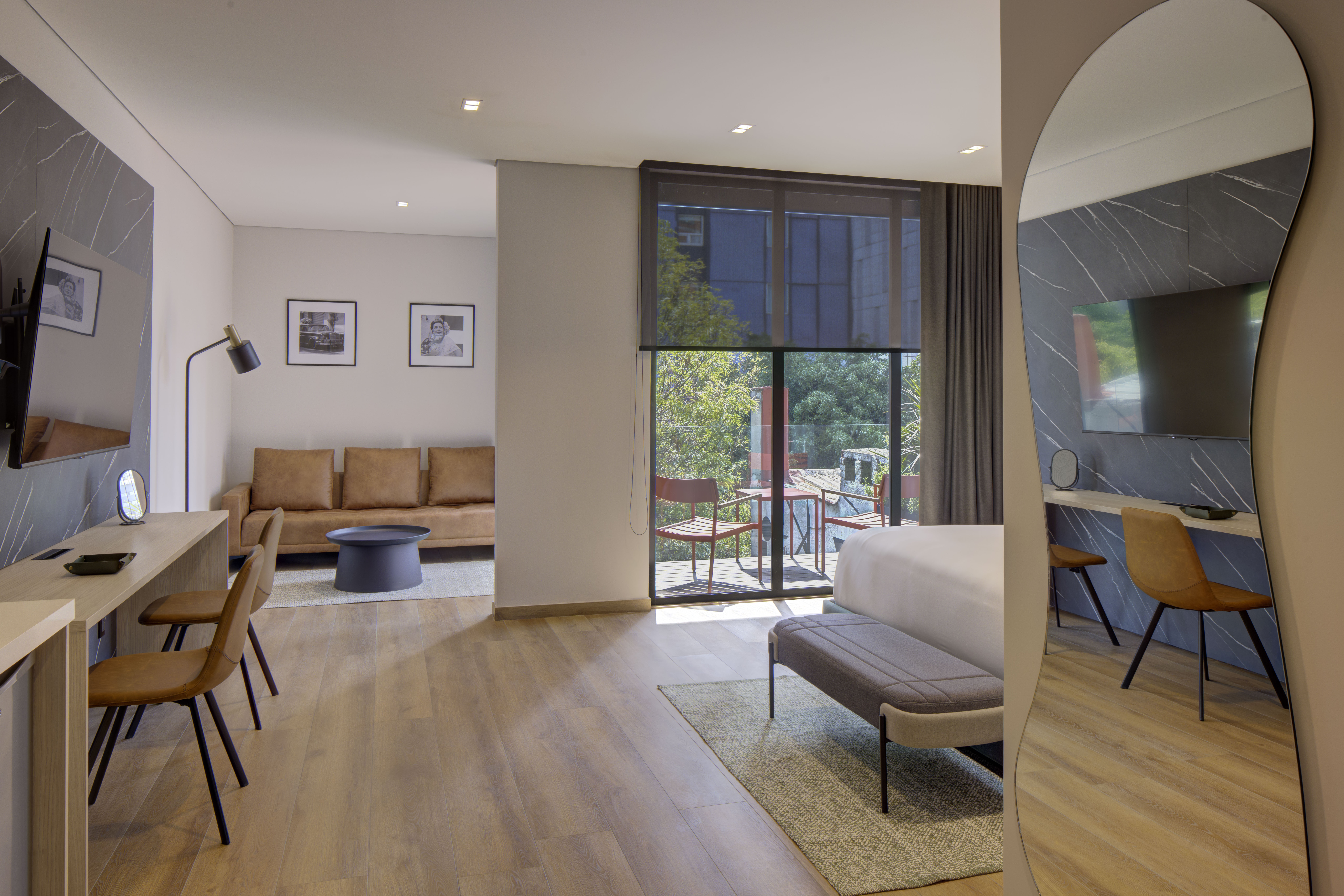 Double Superior King Bed