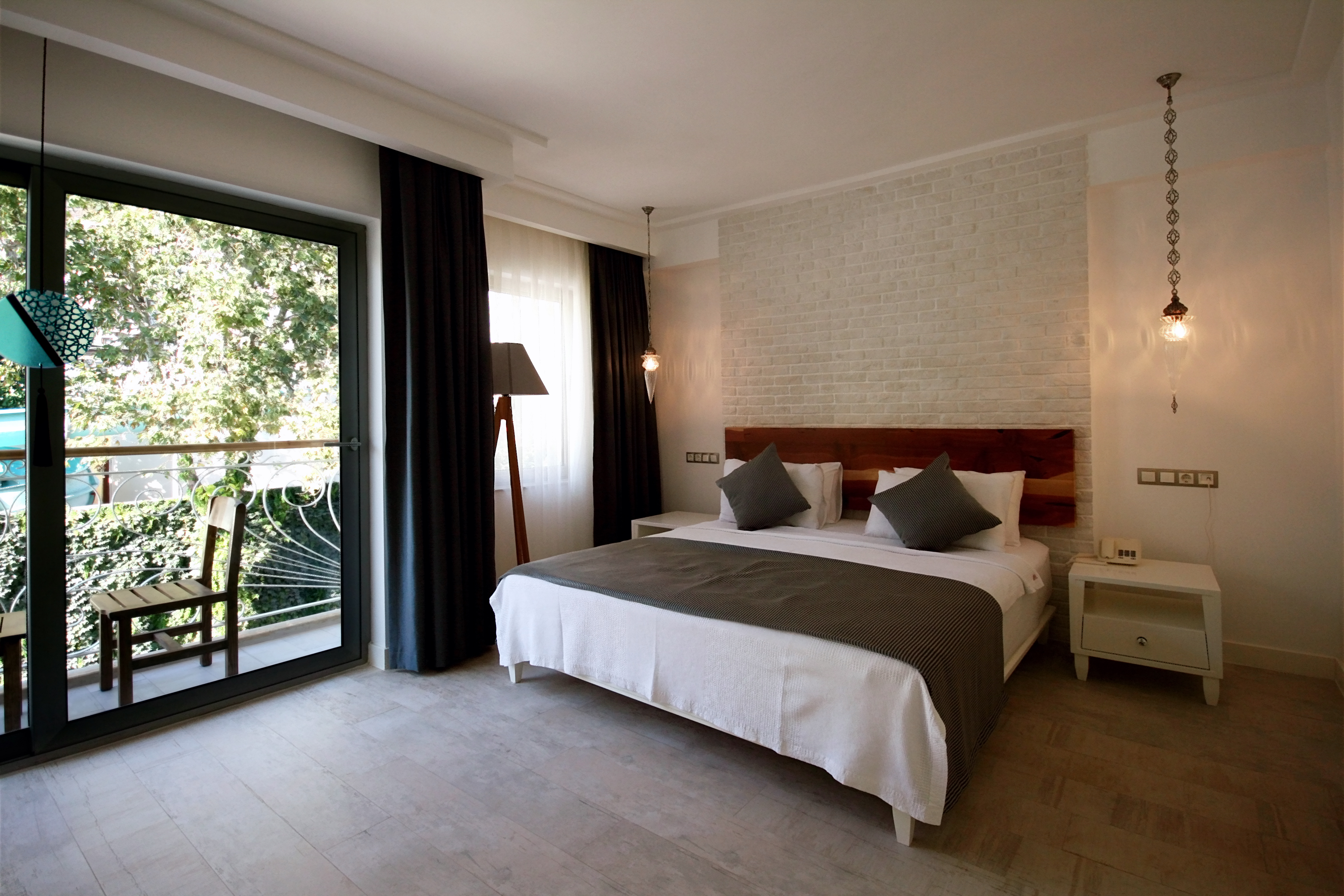 Double or Twin Deluxe