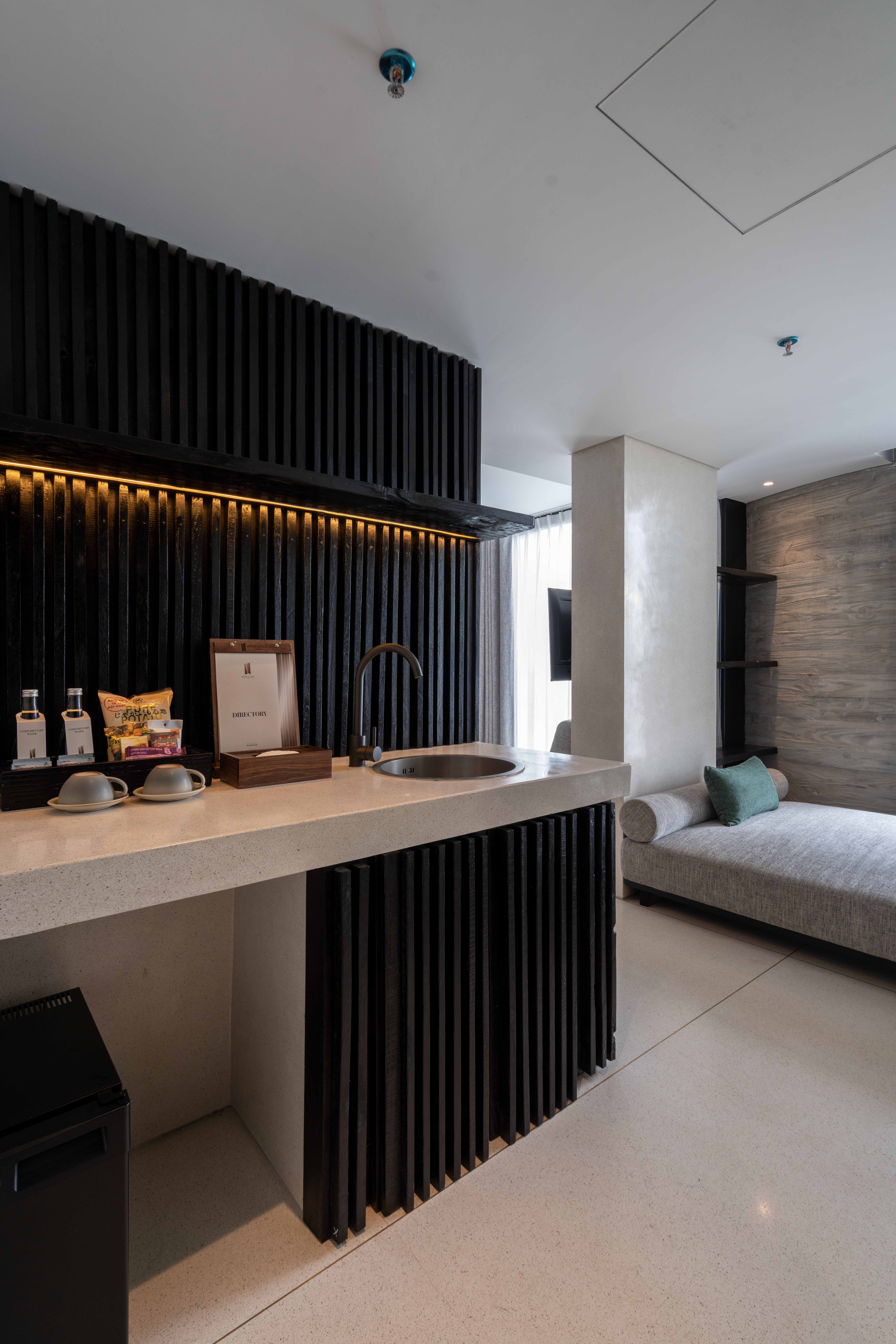 Double Deluxe King Bed