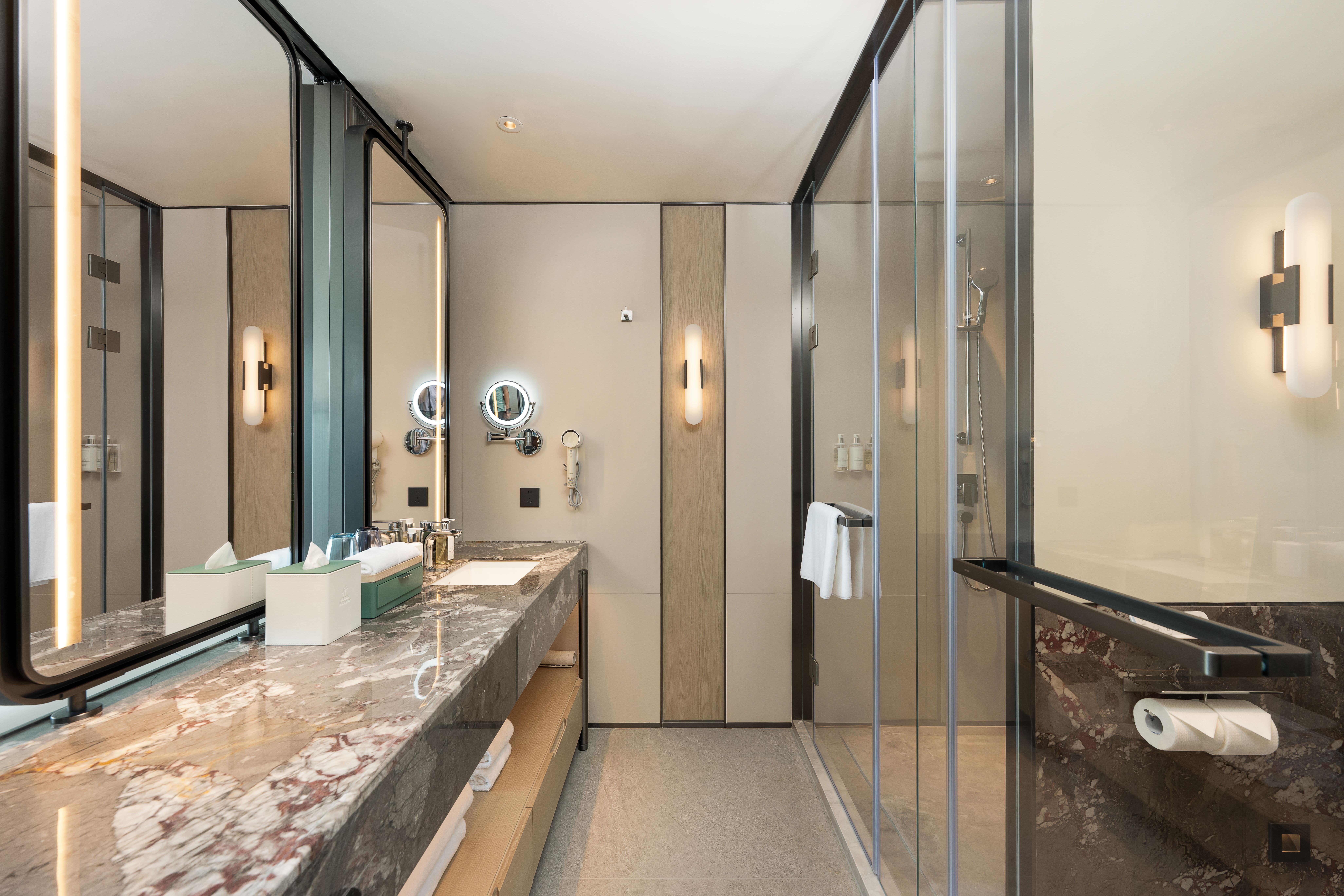 Double City View King Bed