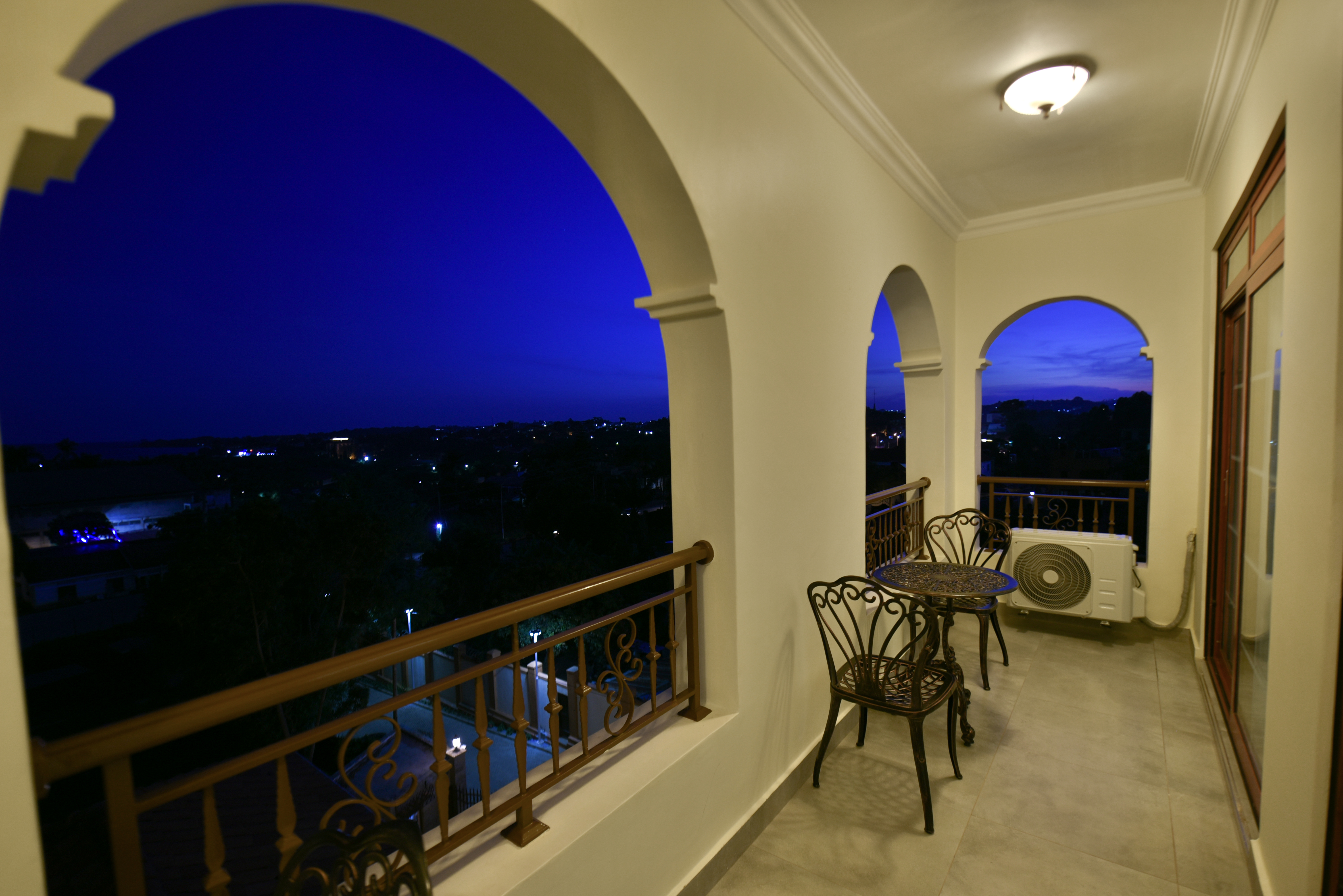 Suite Presidential with Views