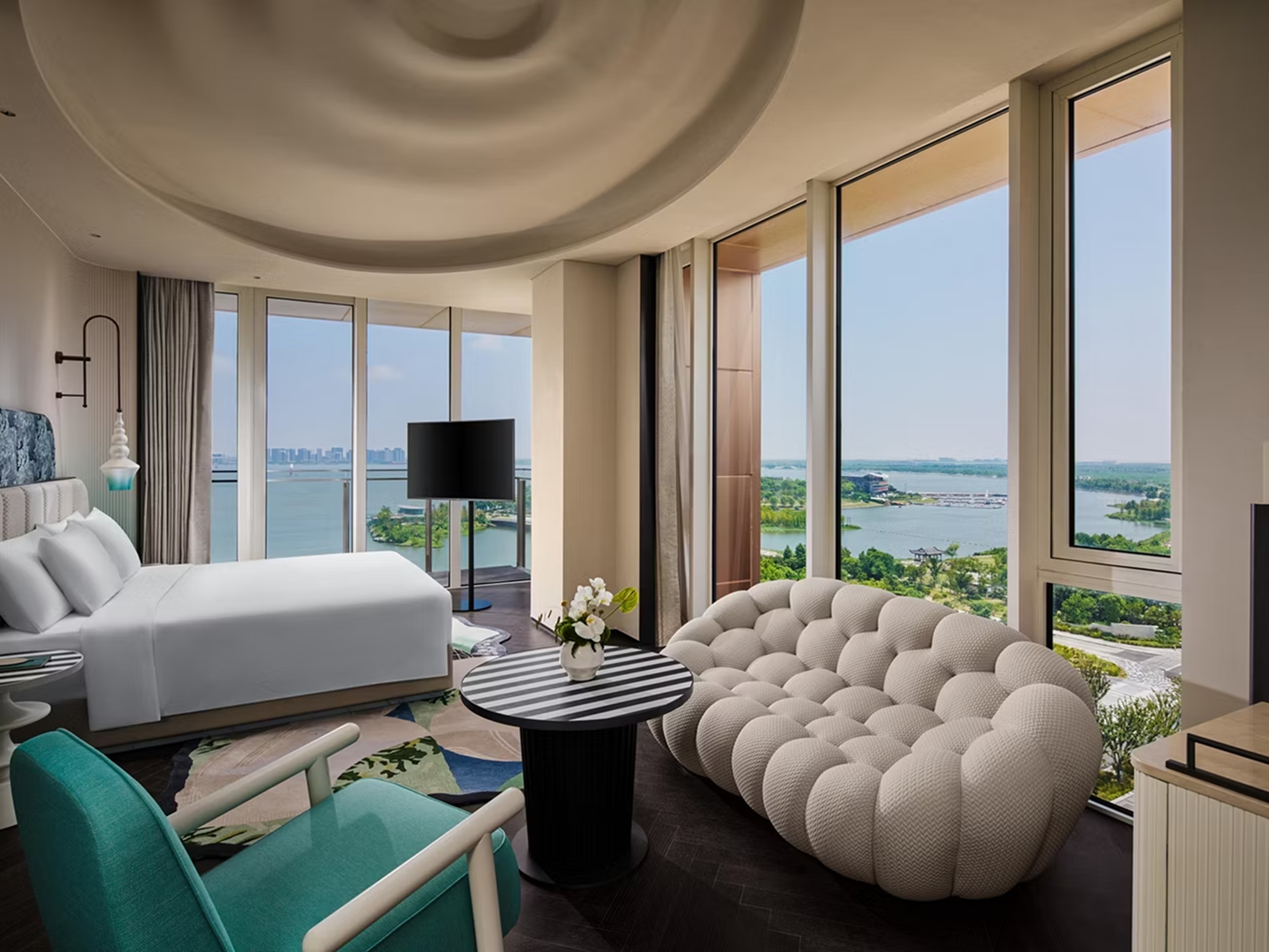 Double Premium with Views