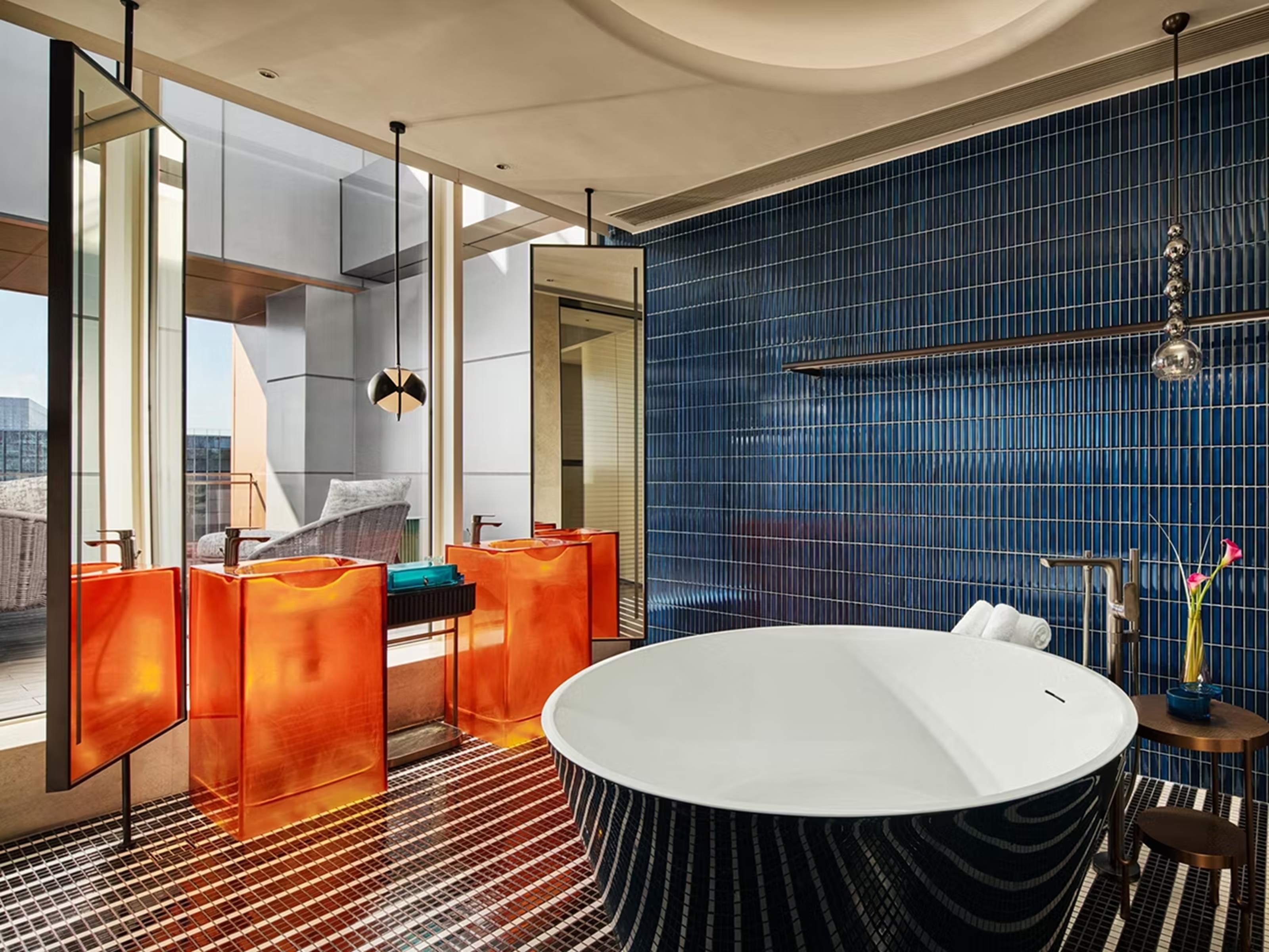 Suite City View King Bed