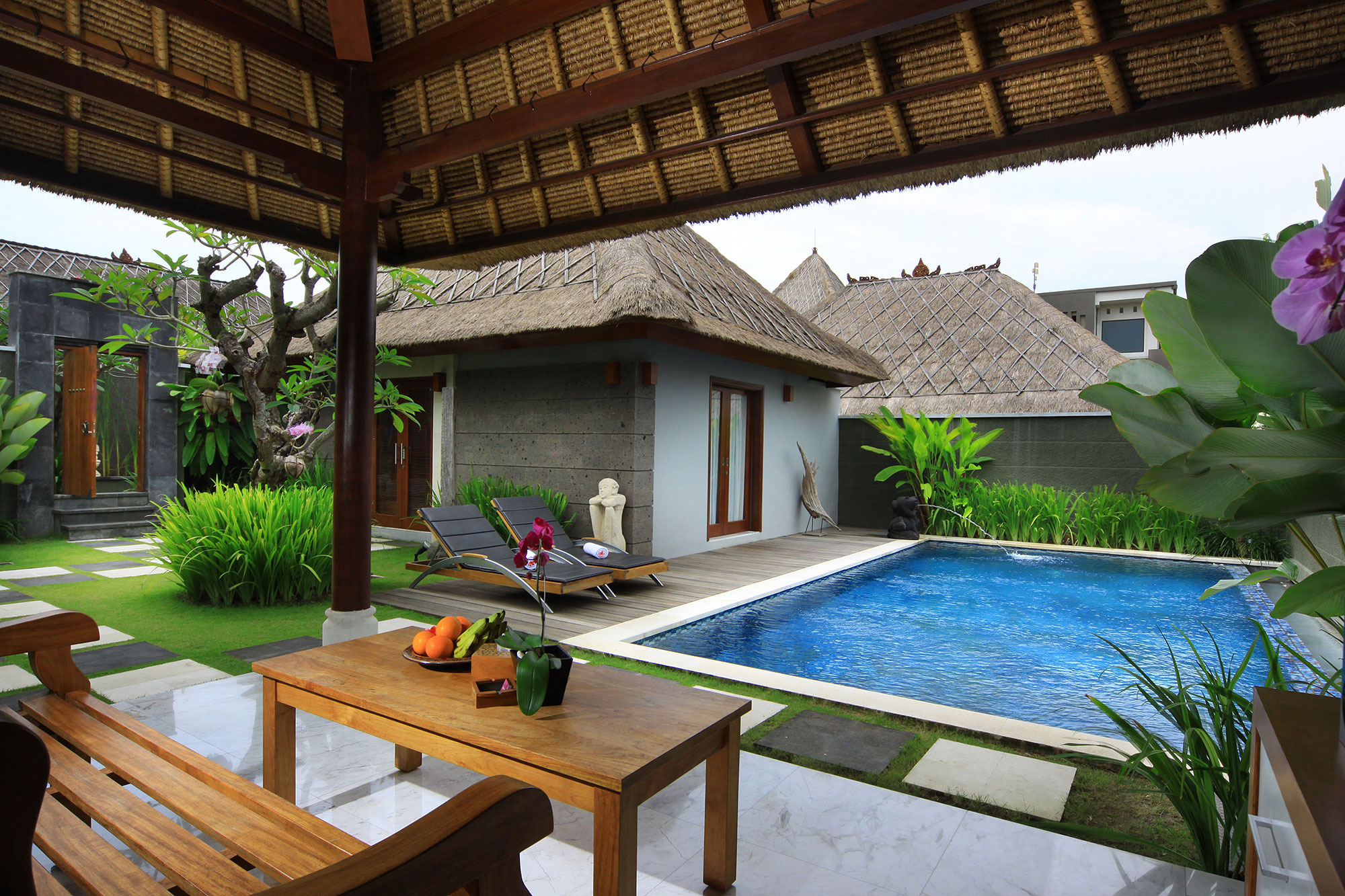 Double or Twin One Bedroom