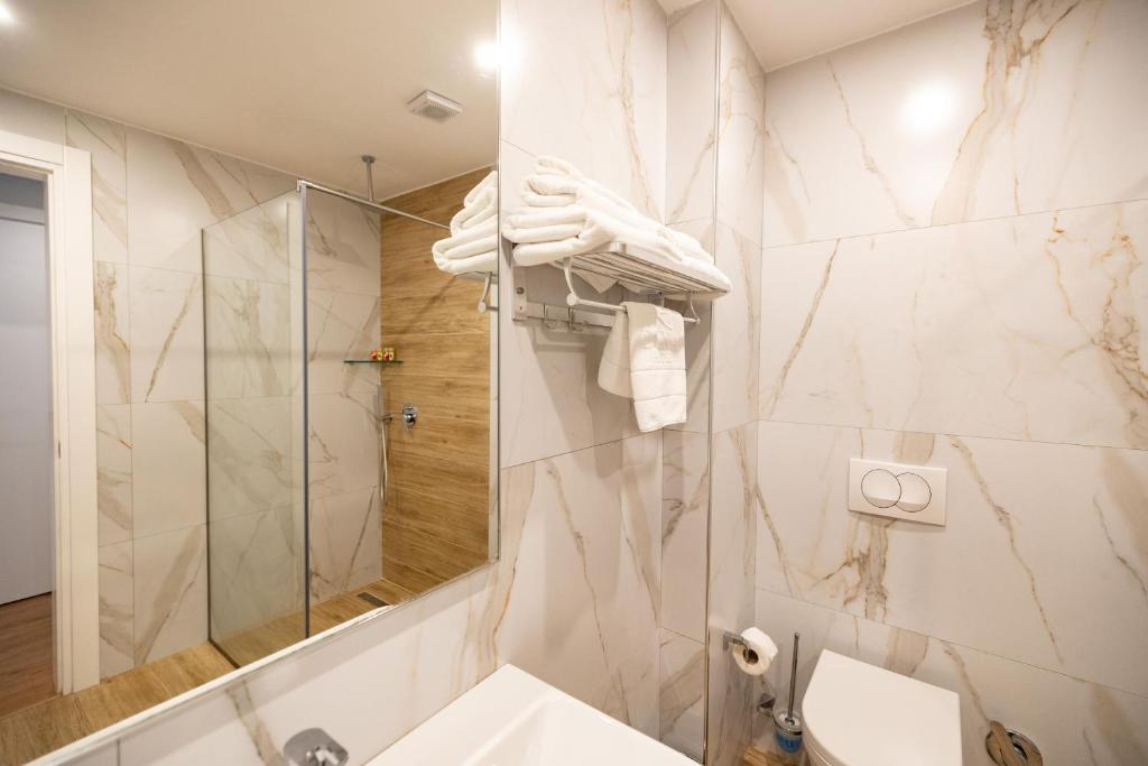 Suite Sea View with Air Conditioning