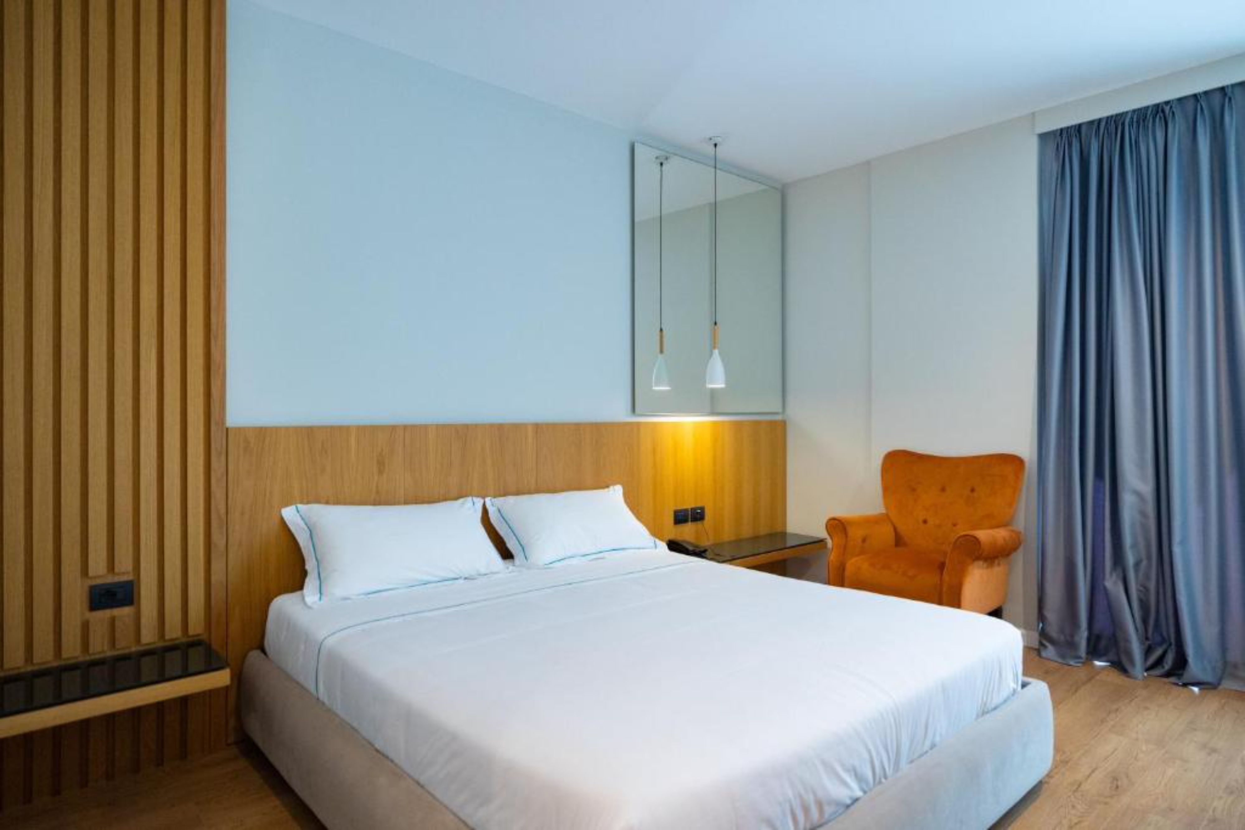 Suite Side Sea View One Bedroom