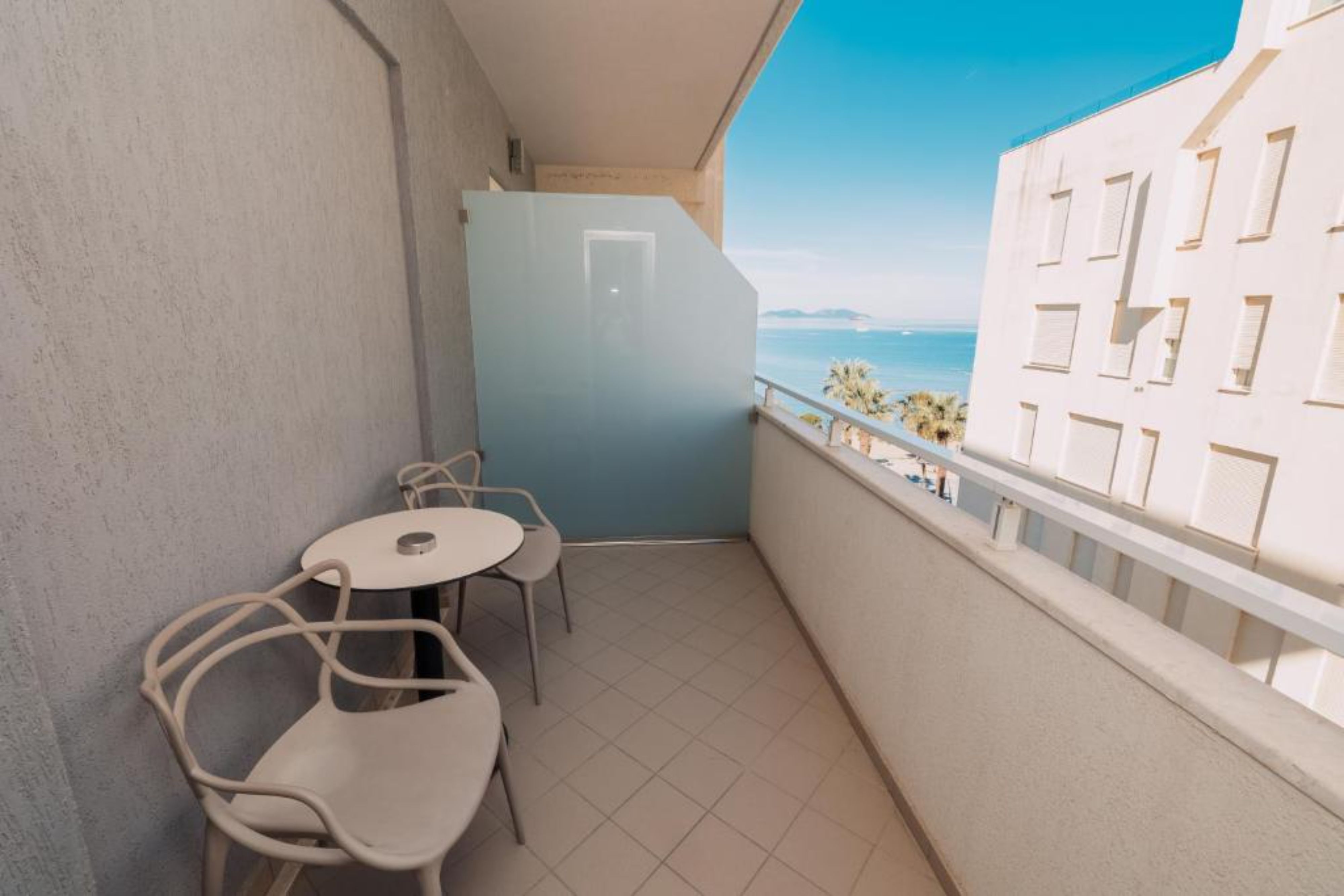 Junior Suite Side Sea View