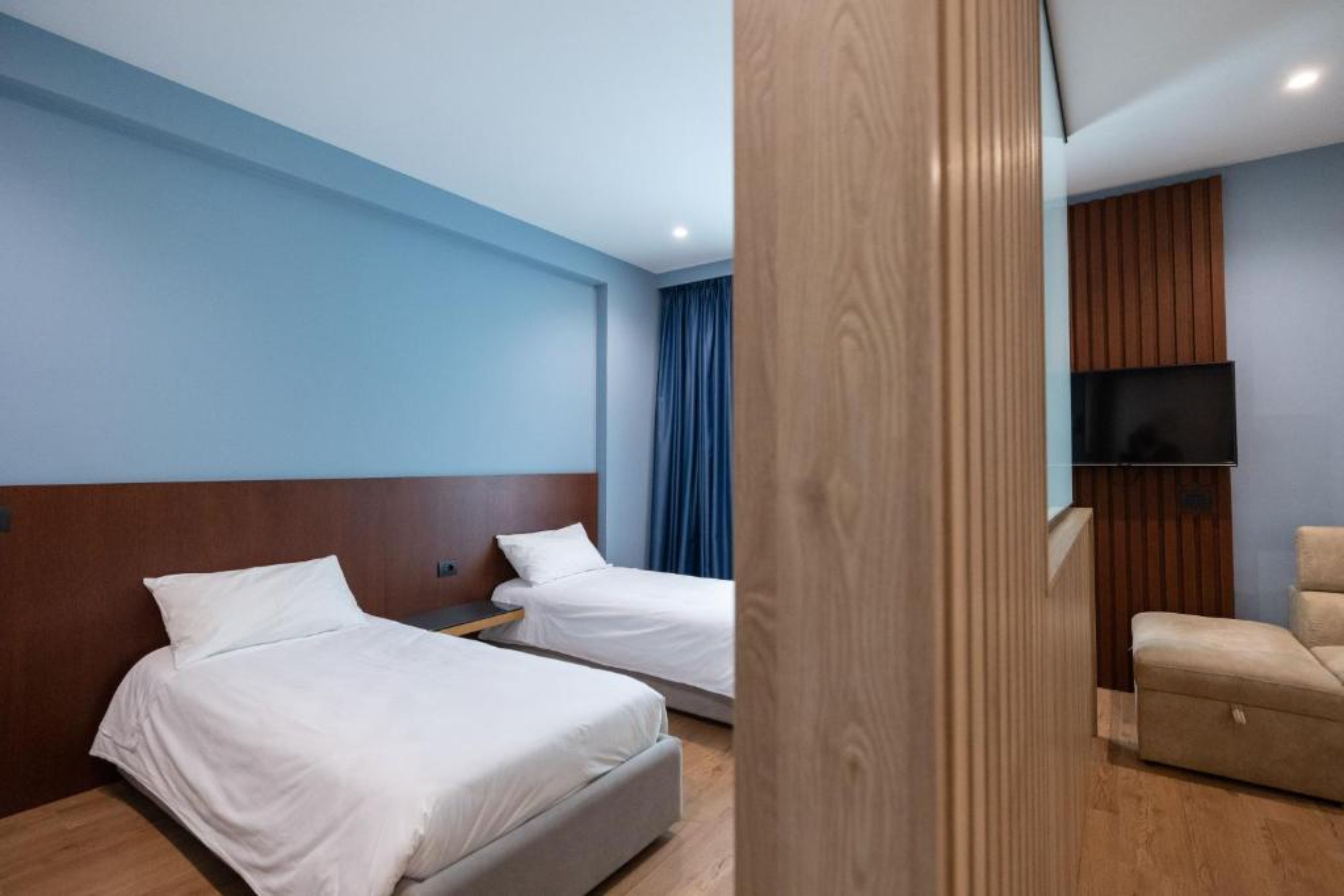 Junior Suite Side Sea View