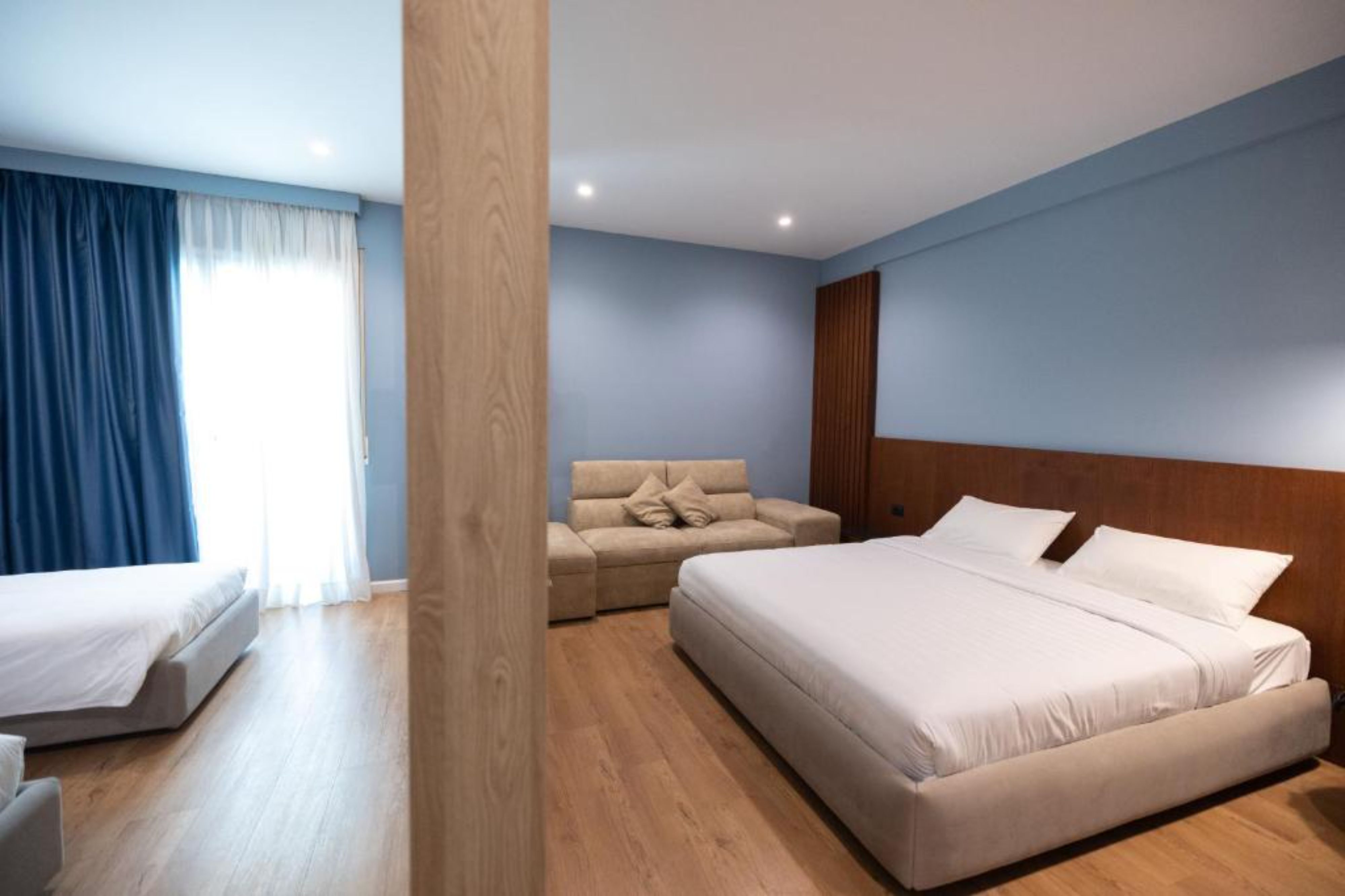 Junior Suite Side Sea View