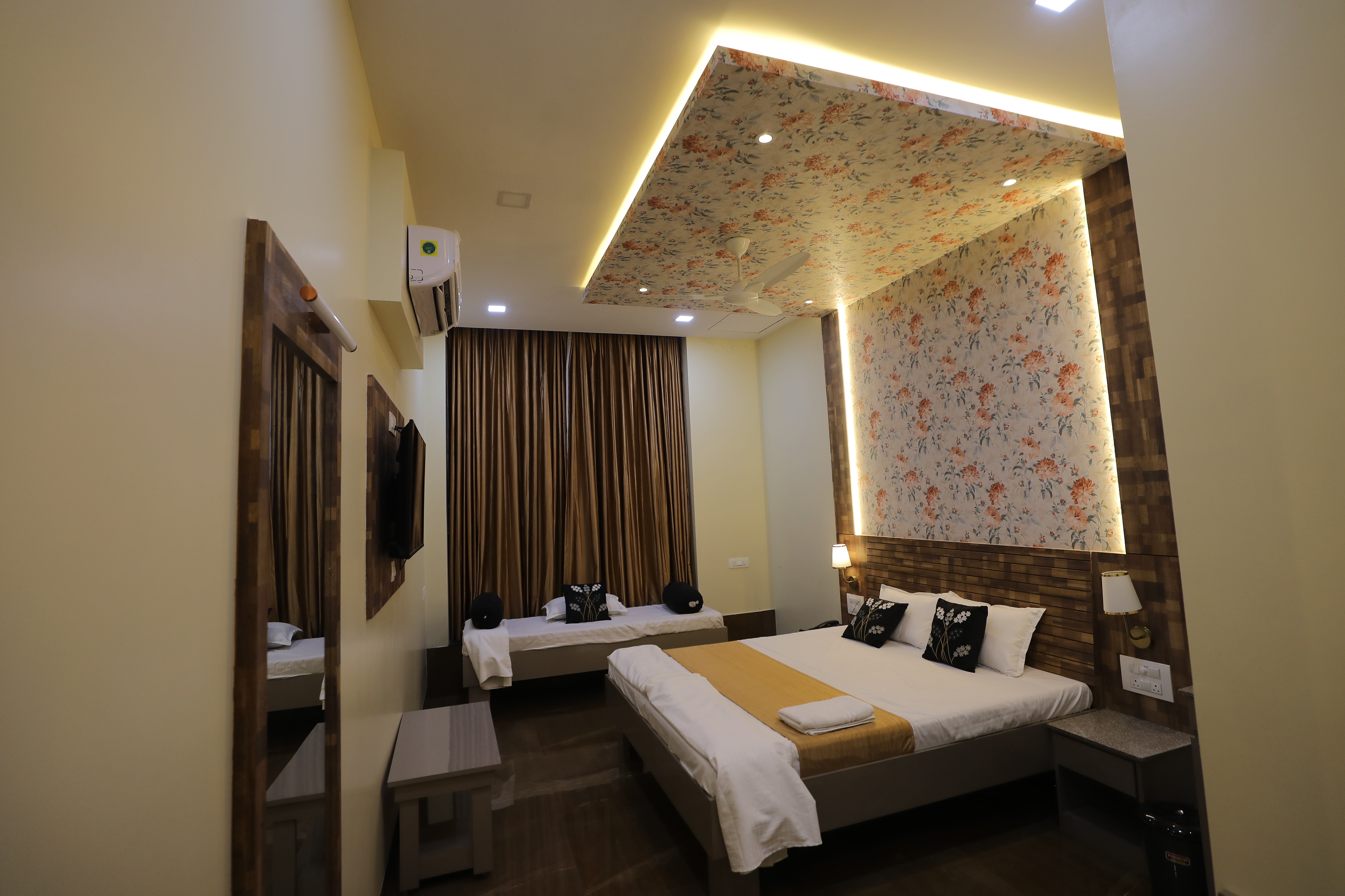 Triple Superior King Bed