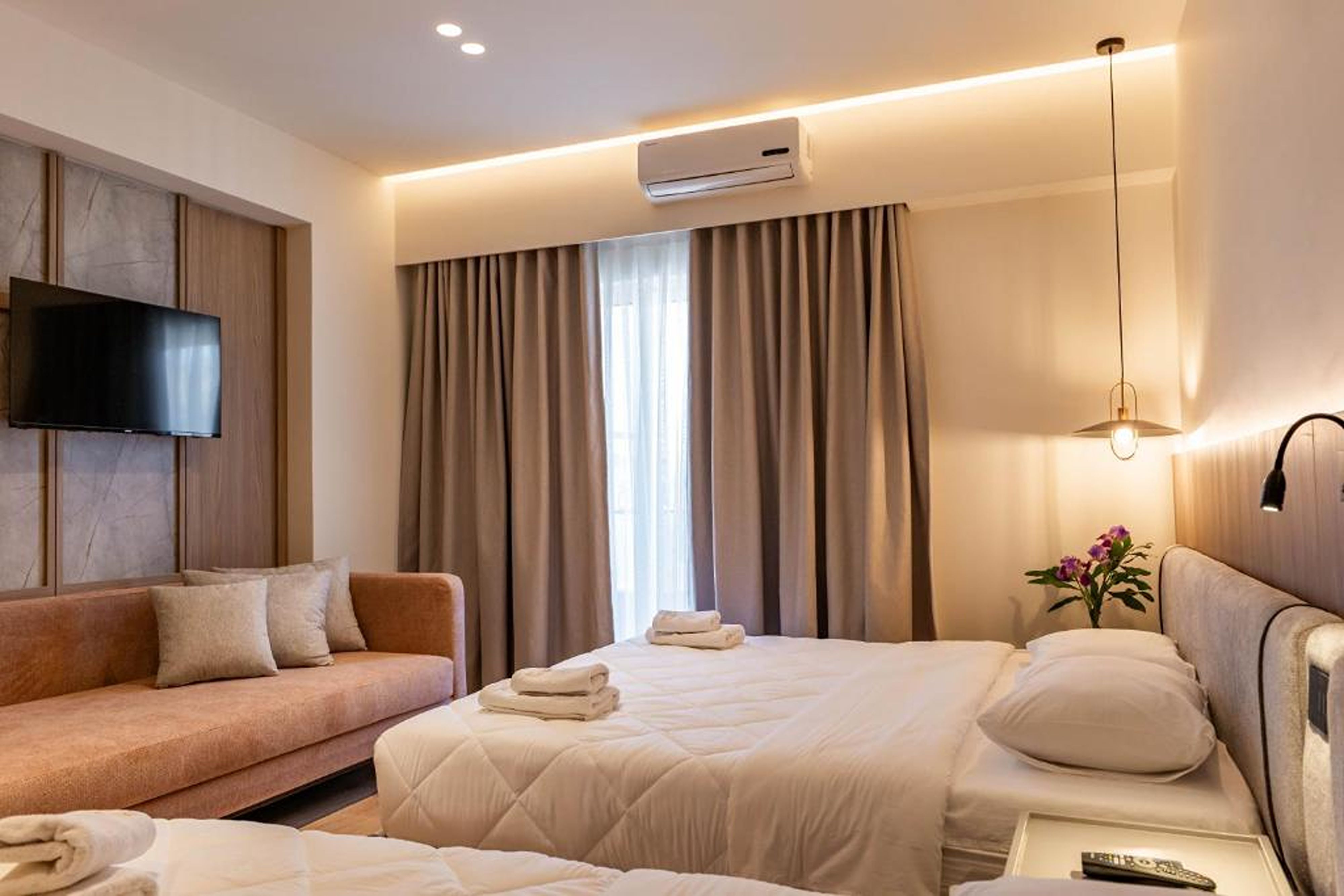 Quadruple with Balcony