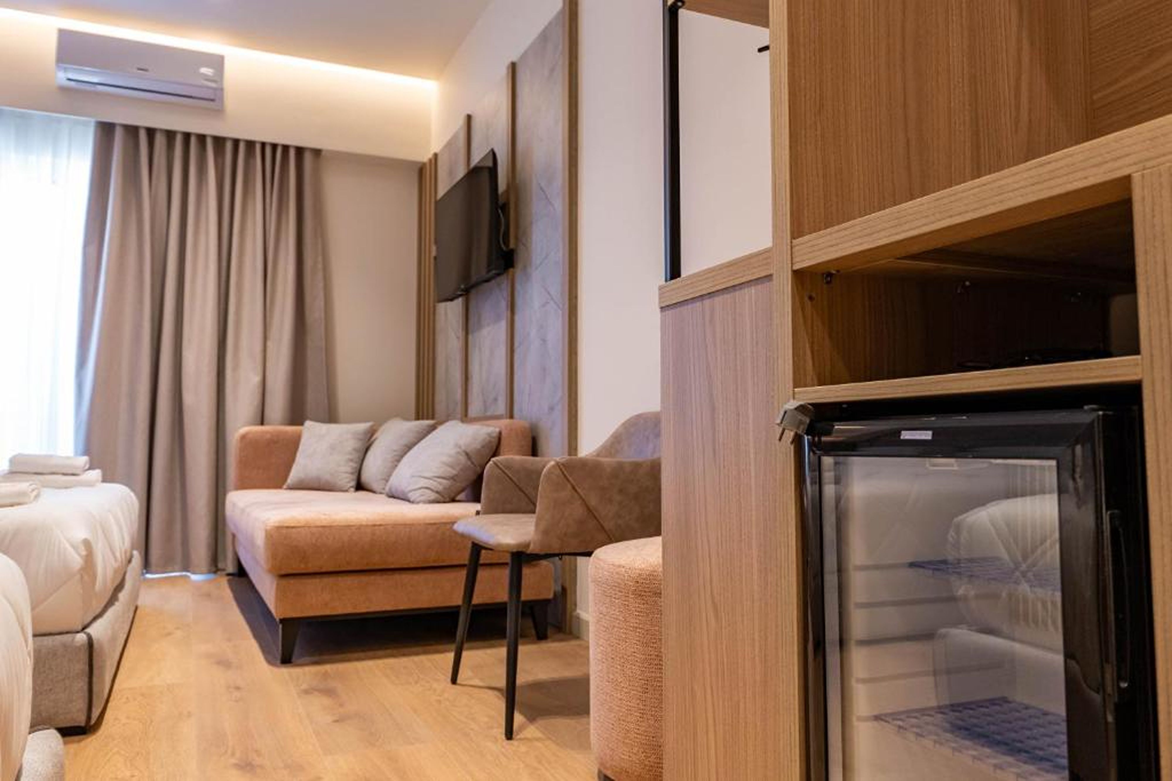 Quadruple with Balcony