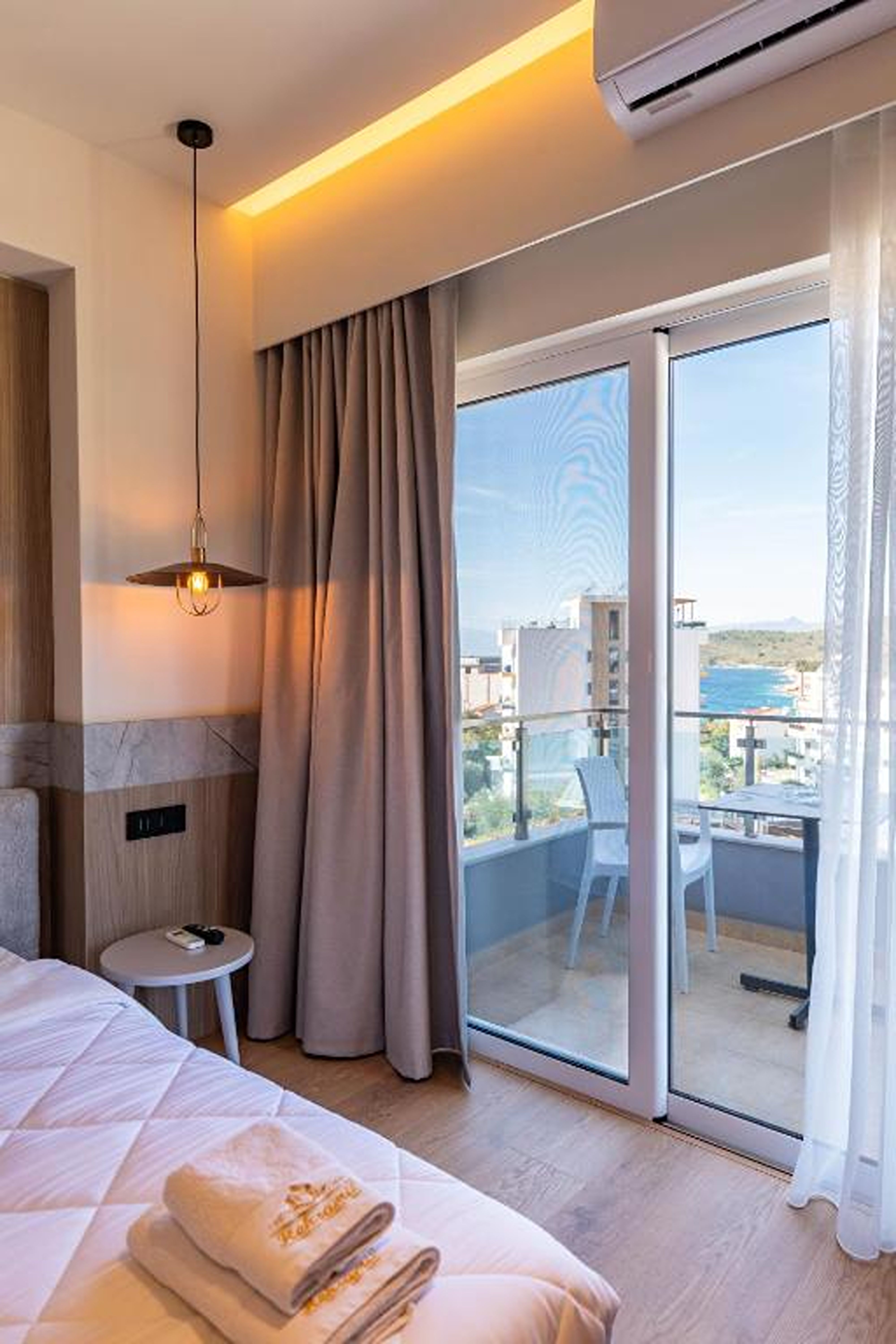 Quadruple with Balcony