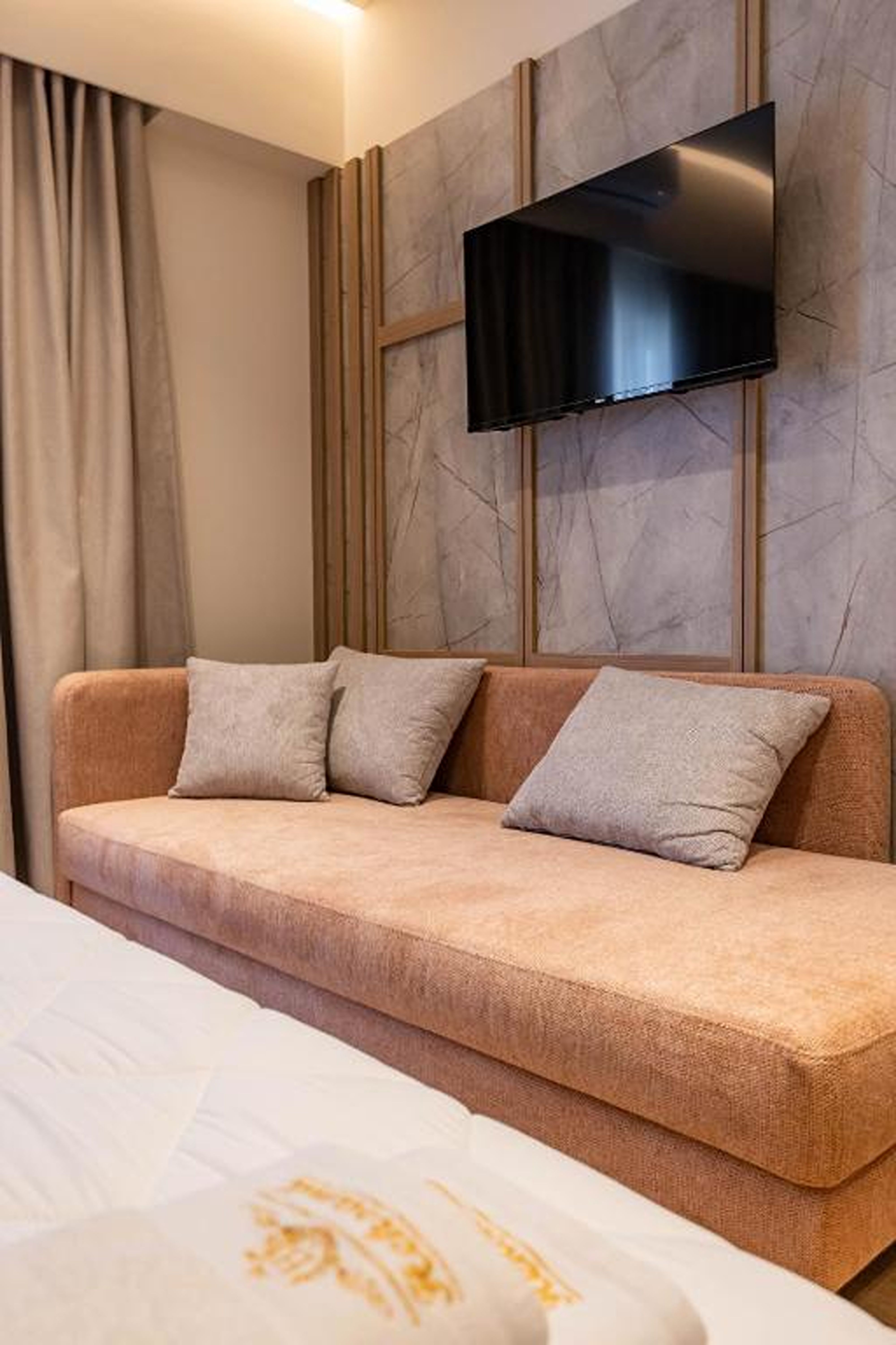 Quadruple with Balcony