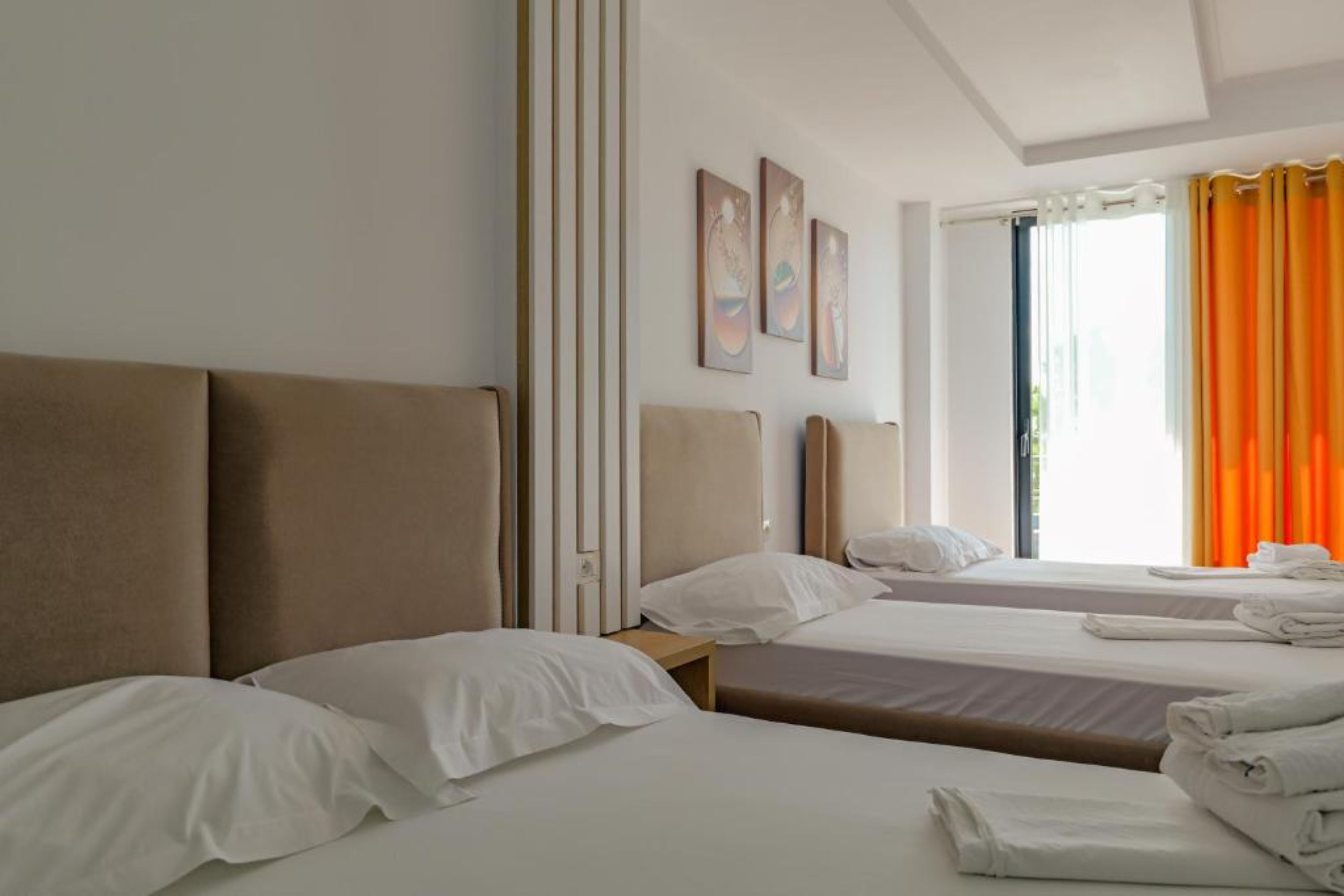 Quadruple Sea View with Air Conditioning